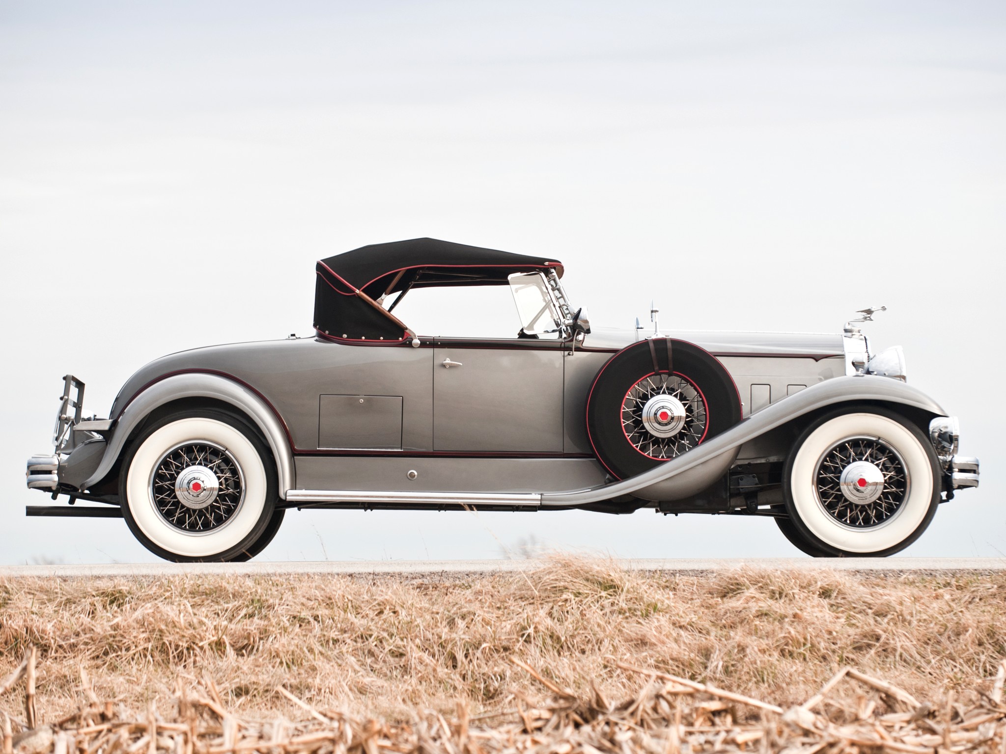Скачати мобільні шпалери Транспортні Засоби, Packard, Ретро Автомобіль, 1931 Packard Deluxe Eight Roadster, Packard Deluxe Eight Roadster безкоштовно.