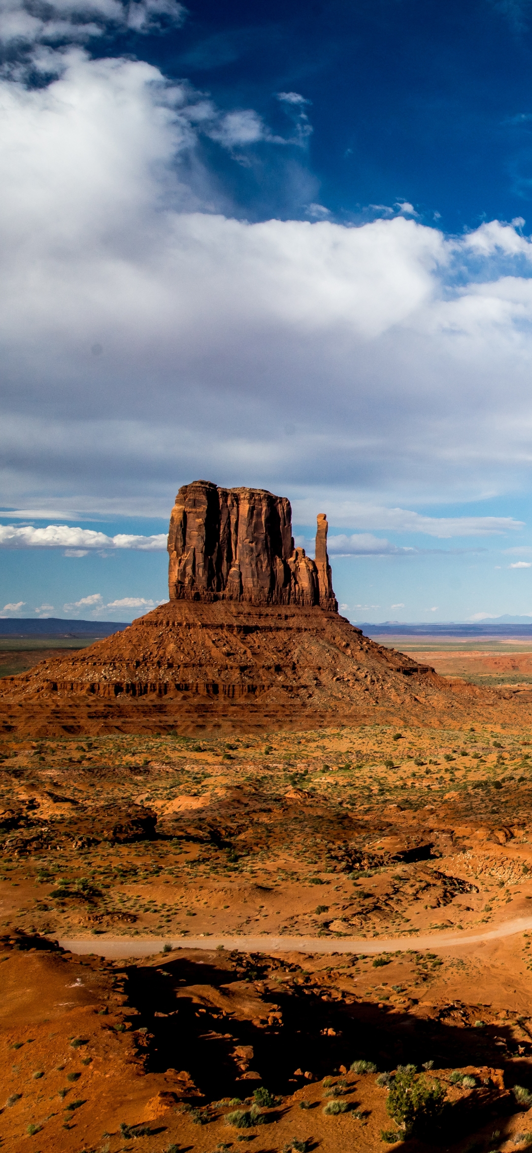 Download mobile wallpaper Landscape, Nature, Desert, Usa, Earth, Cloud, Monument Valley for free.