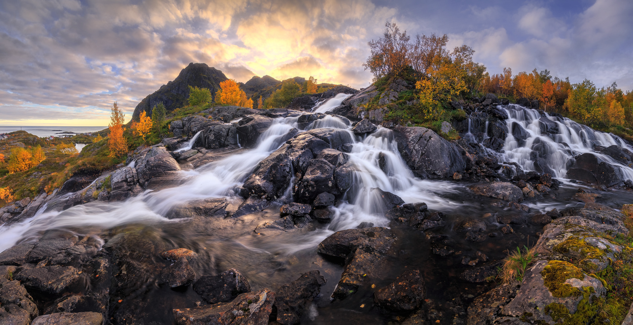 Baixe gratuitamente a imagem Outono, Cachoeiras, Árvore, Terra/natureza, Cachoeira na área de trabalho do seu PC