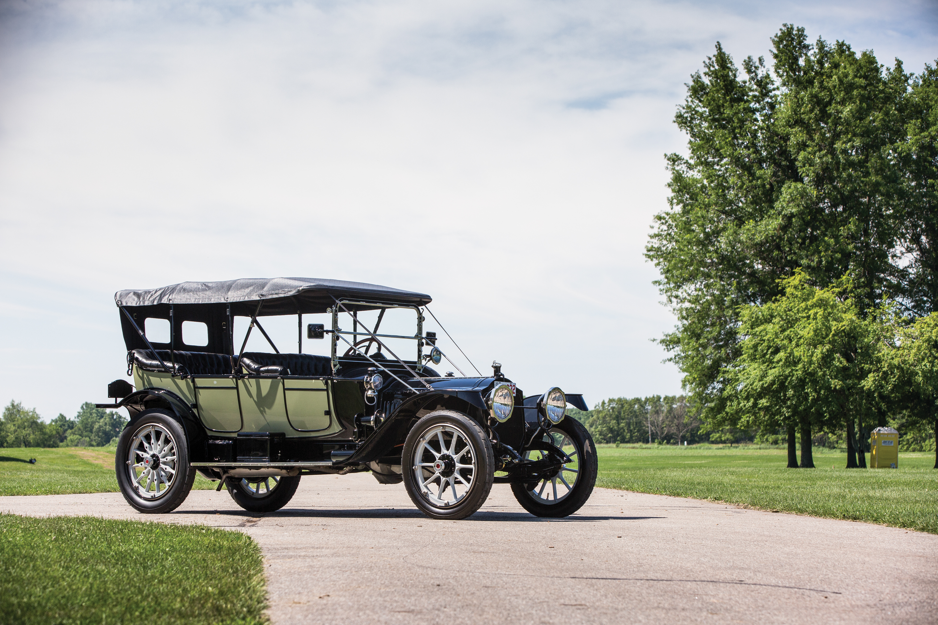 Die besten 1914 Packard Six 5 Personen Touring-Hintergründe für den Telefonbildschirm