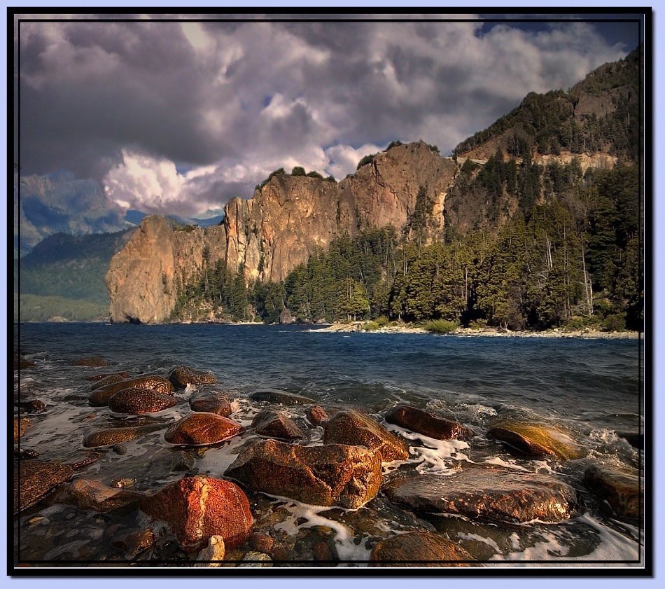Descarga gratuita de fondo de pantalla para móvil de Stones, Nubes, Naturaleza, Ríos, Paisaje, Montañas.