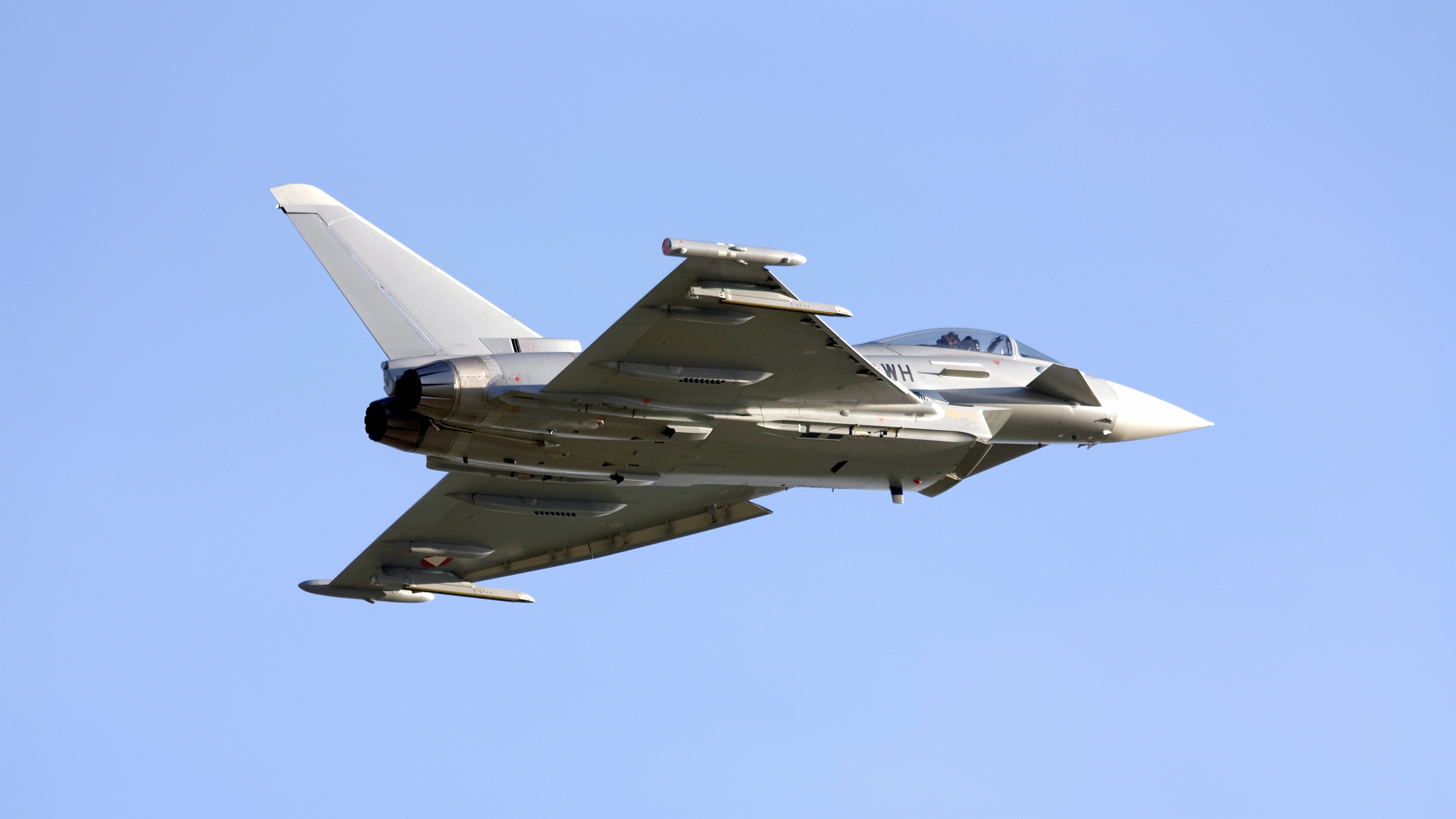 385760 Bildschirmschoner und Hintergrundbilder Eurofighter Taifun auf Ihrem Telefon. Laden Sie  Bilder kostenlos herunter