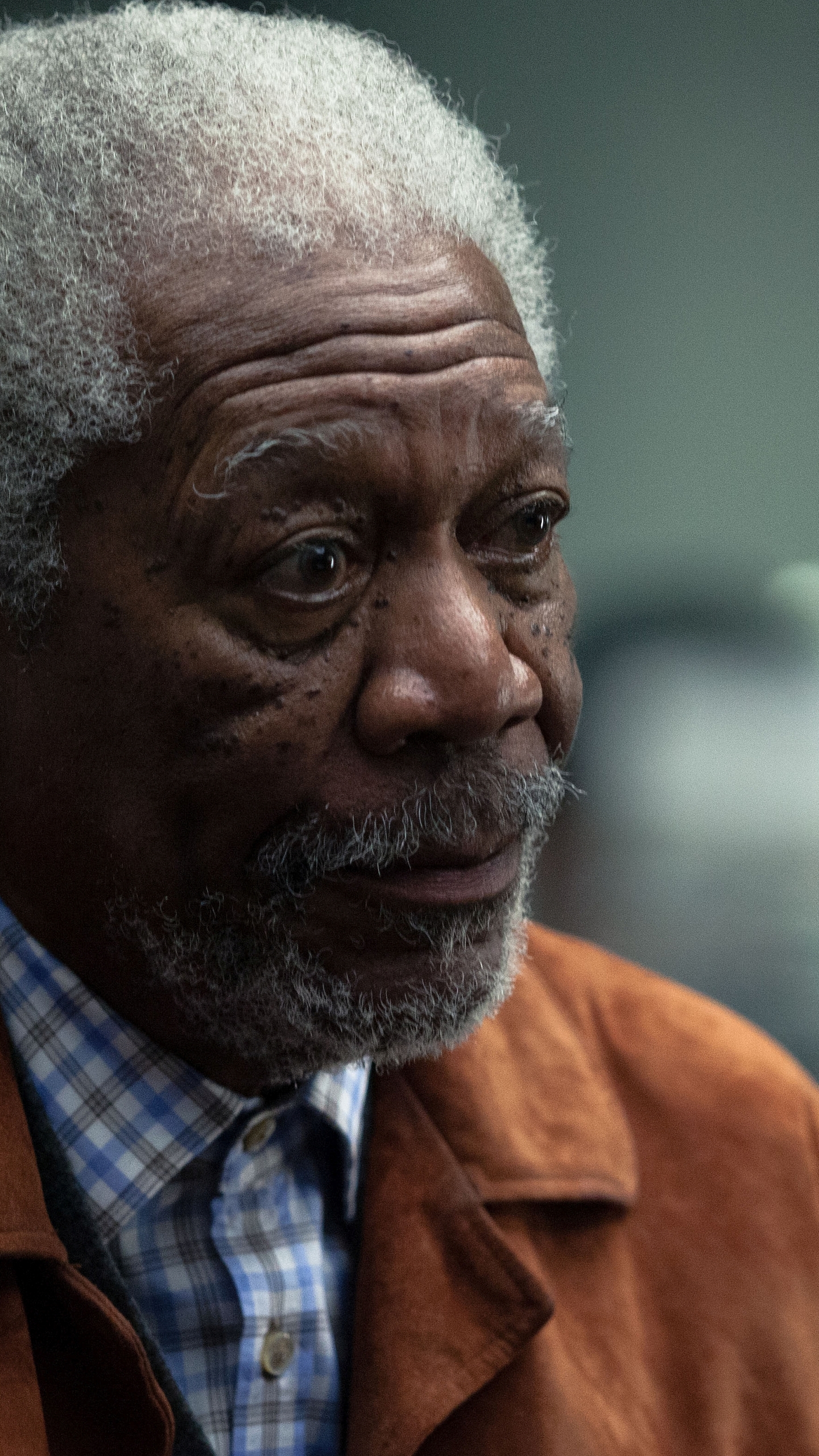 Descarga gratuita de fondo de pantalla para móvil de Películas, Morgan Freeman, Lucy.