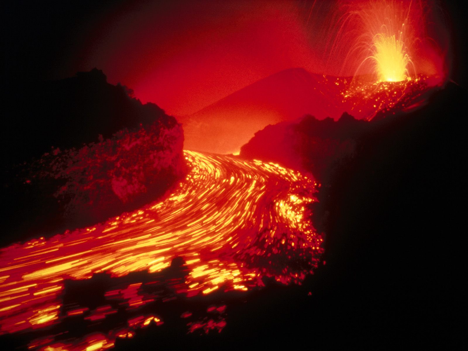 Téléchargez gratuitement l'image Volcan, Lave, Volcans, Terre/nature, Rivière sur le bureau de votre PC