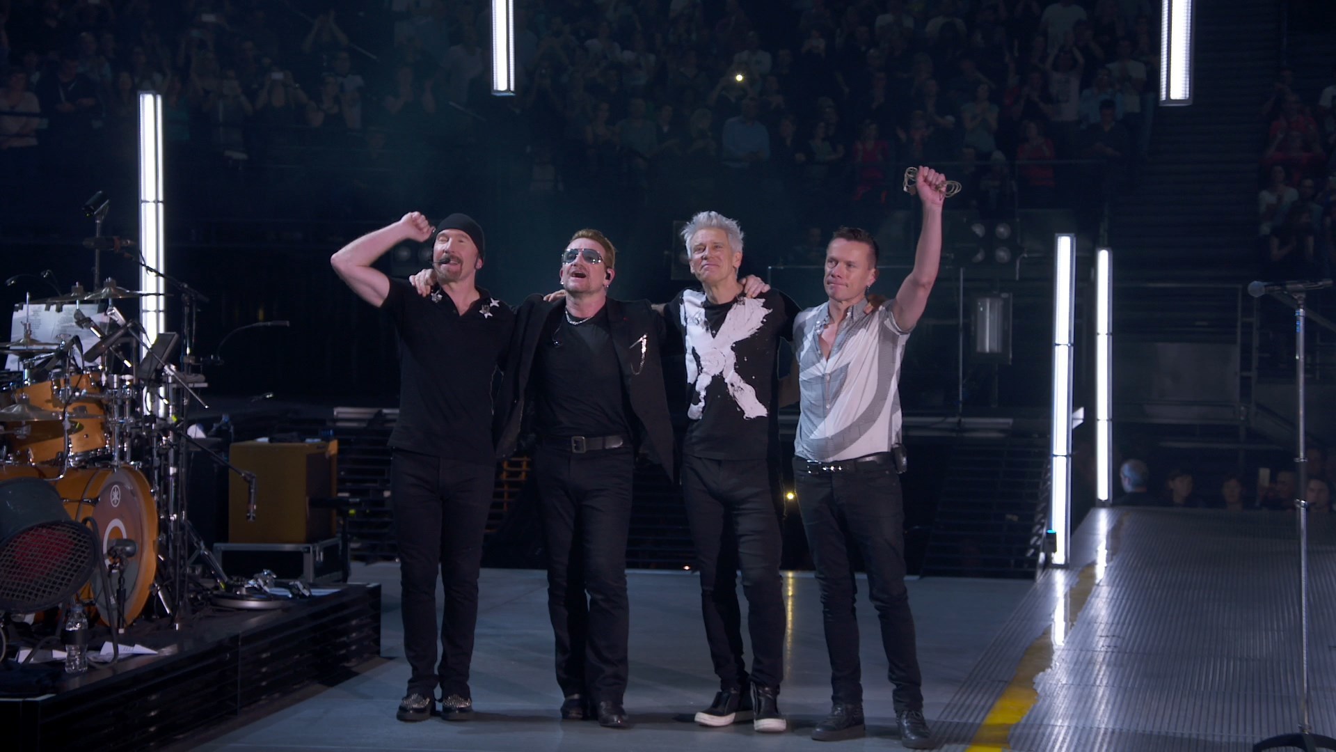 Завантажити шпалери U2: Невинність + Досвід на телефон безкоштовно
