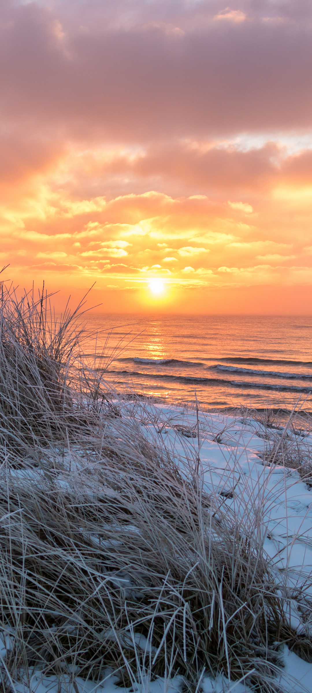 Descarga gratuita de fondo de pantalla para móvil de Hierba, Mar, Playa, Horizonte, Océano, Césped, Atardecer, Tierra/naturaleza, Puesta De Sol.