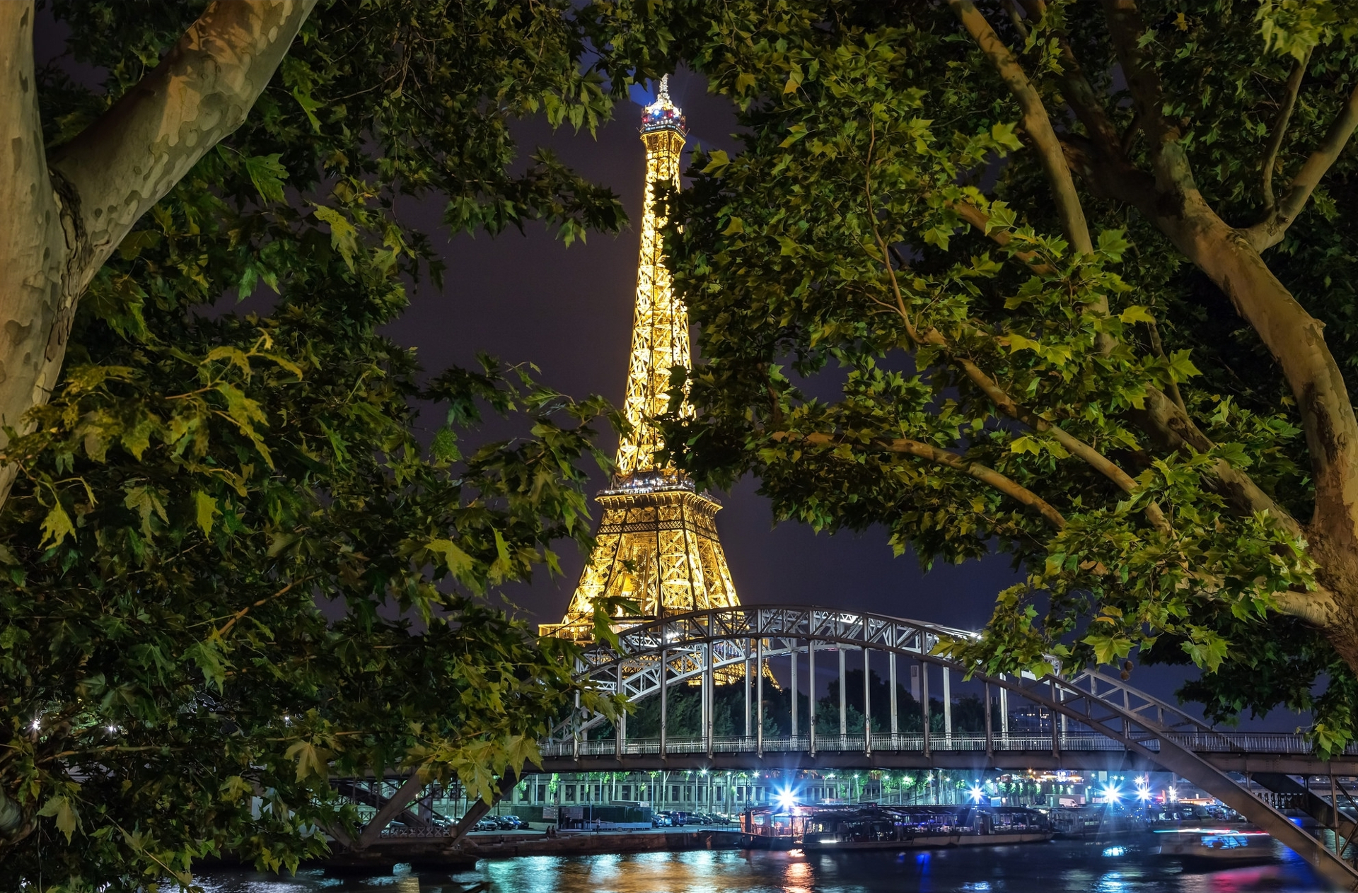 Download mobile wallpaper Night, Paris, Eiffel Tower, Monuments, Light, France, Man Made for free.