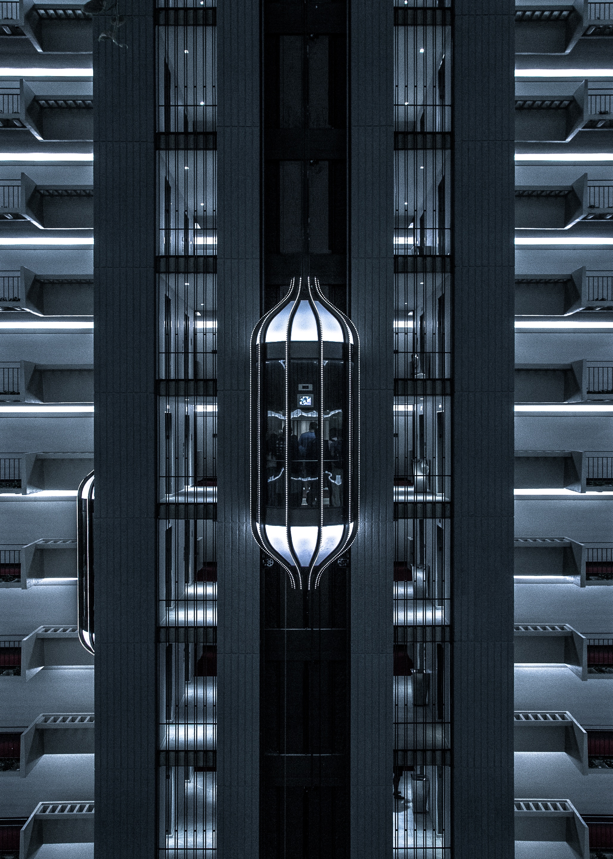 58636 скачать картинку лифт, архитектура, разное, прозрачный, конструкция, здание, современный - обои и заставки бесплатно