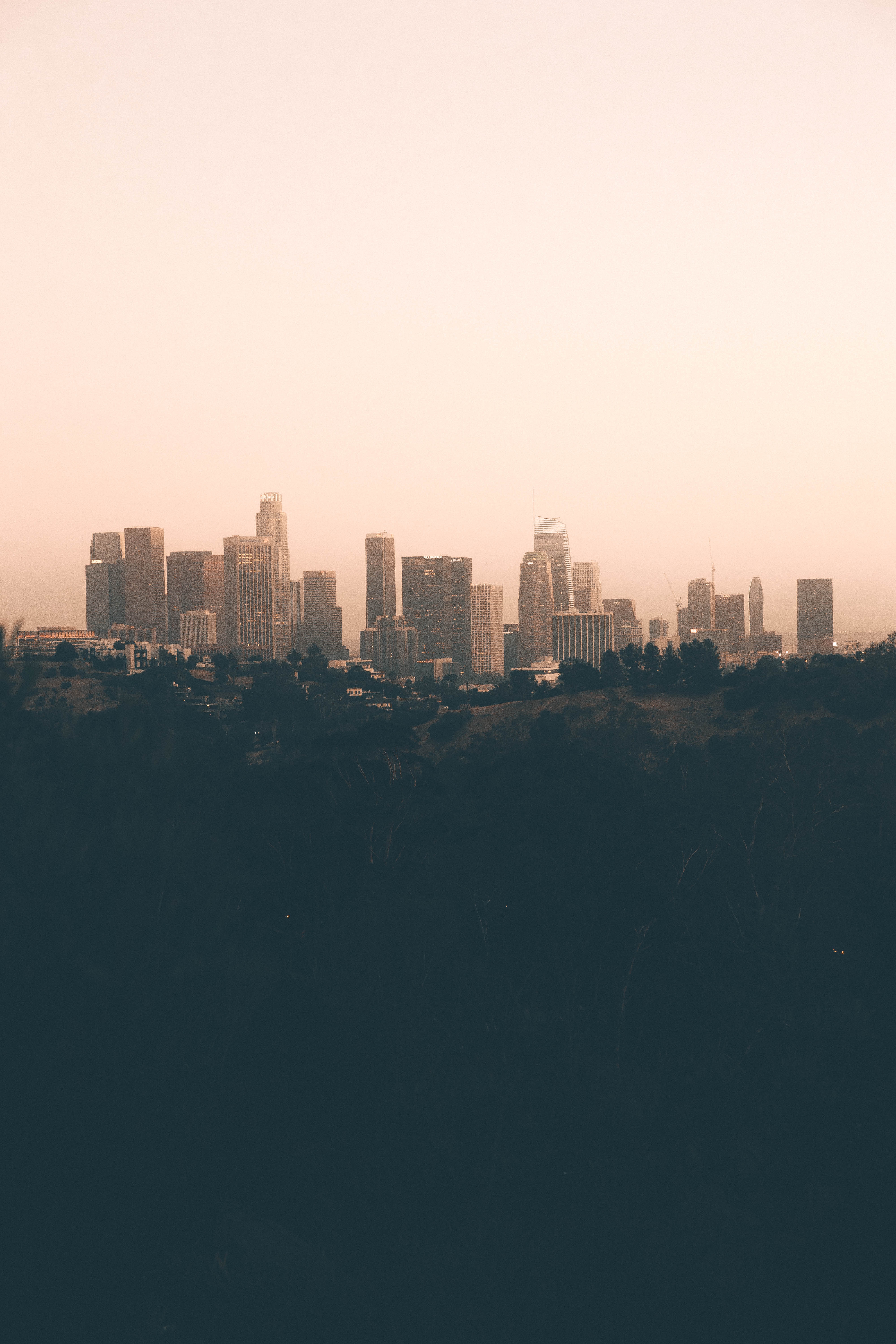 118722 скачать обои панорама, города, лос анджелес, сша, город, туман, вечер - заставки и картинки бесплатно