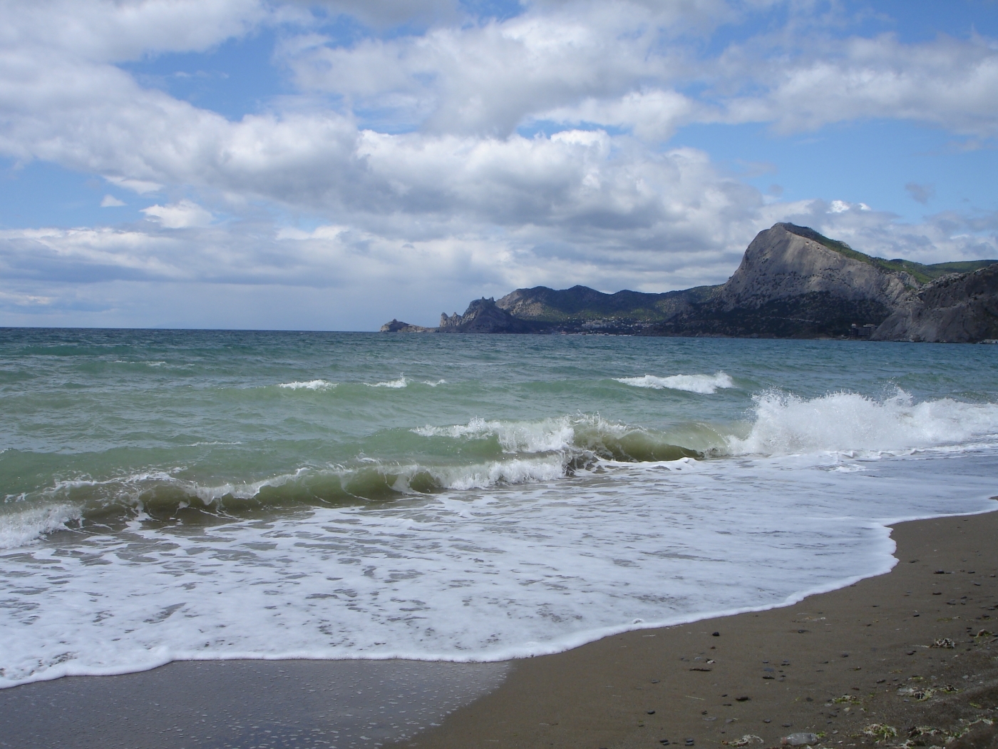Free download wallpaper Landscape, Mountains, Sea, Waves, Beach on your PC desktop