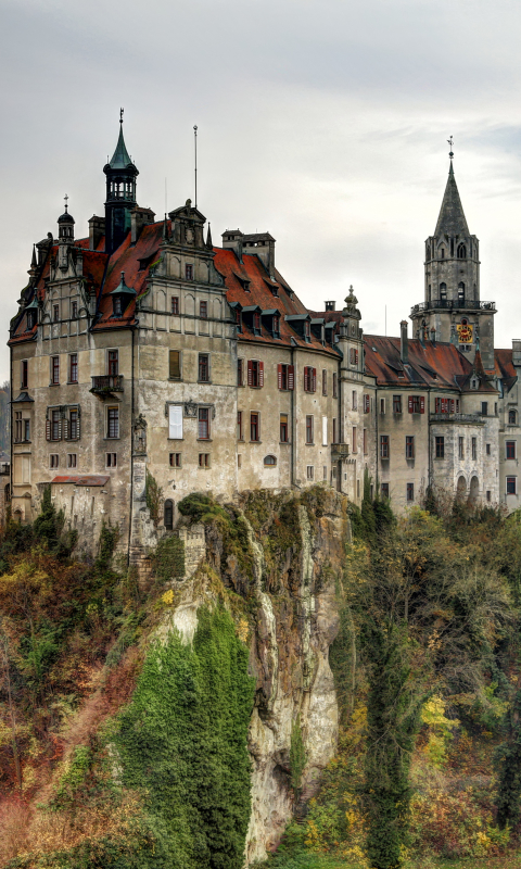 Скачать картинку Замки, Германия, Баден Вюртемберг, Сделано Человеком, Замок Зигмаринген в телефон бесплатно.