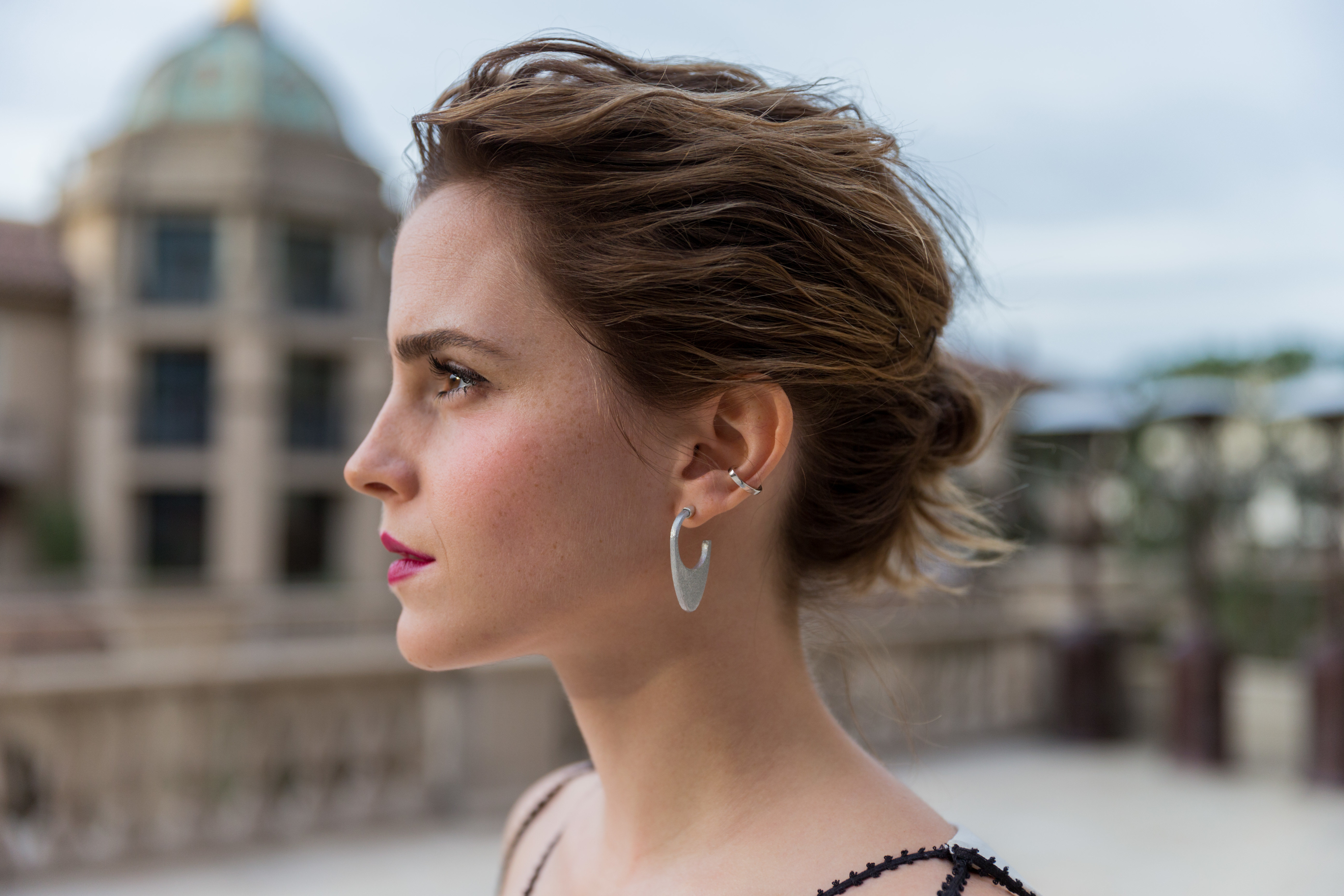 Download mobile wallpaper Emma Watson, English, Face, Earrings, Celebrity, Actress, Lipstick, Depth Of Field for free.