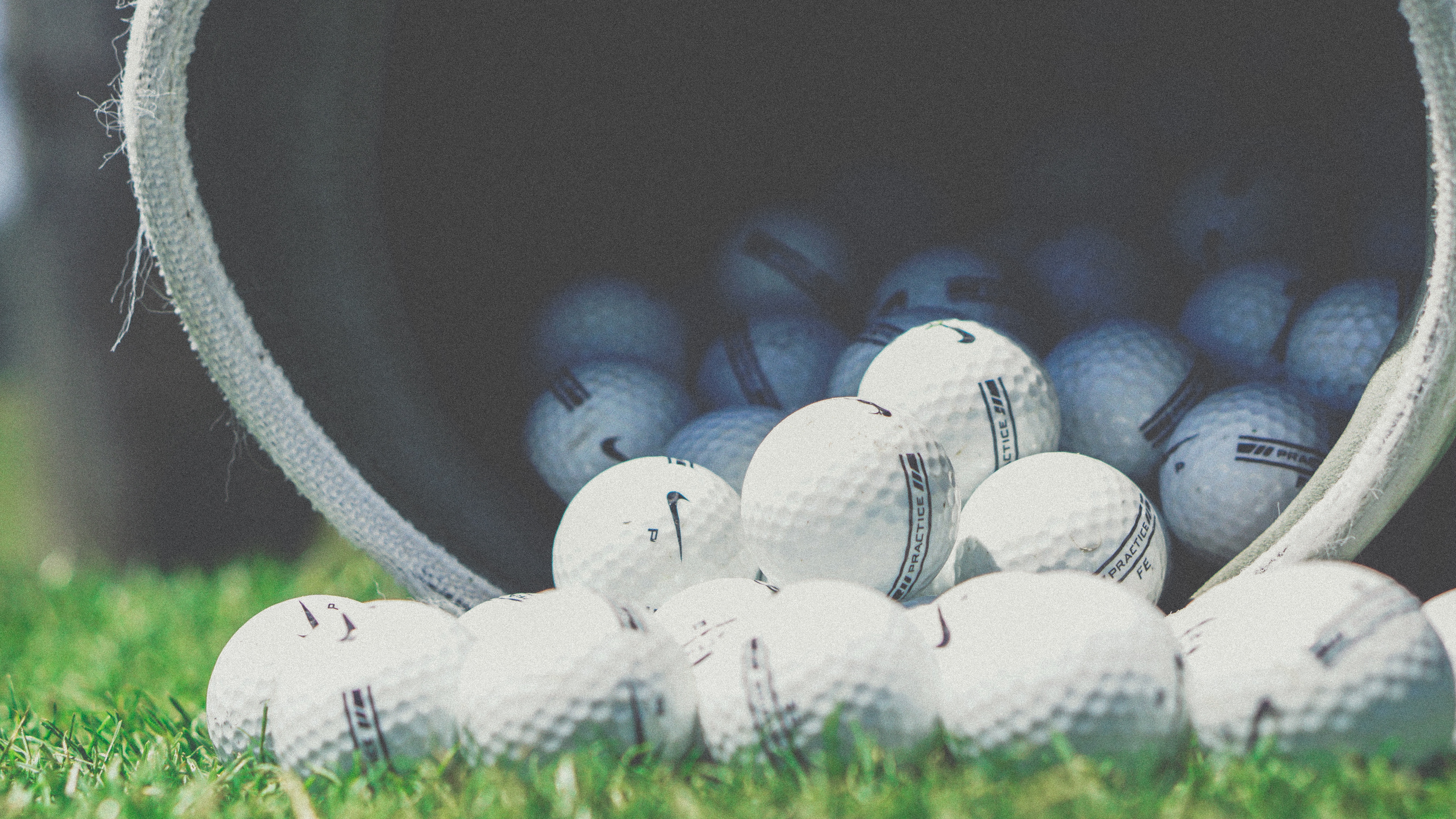 404921壁紙のダウンロードスポーツ, ゴルフ, ボール, ゴルフボール-スクリーンセーバーと写真を無料で