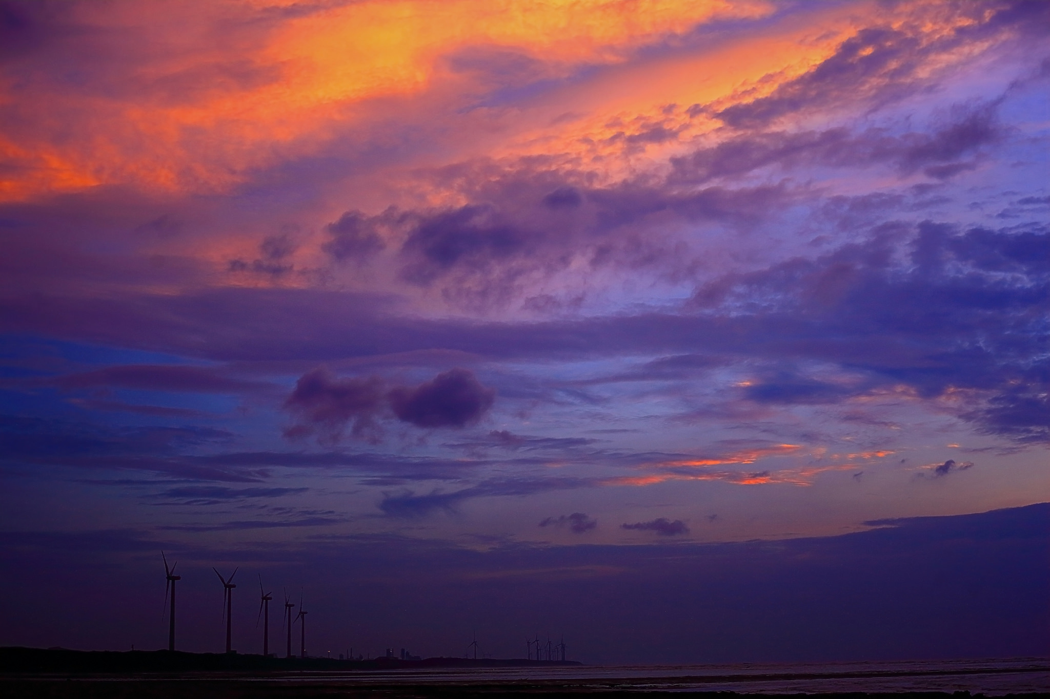 Download mobile wallpaper Sky, Horizon, Purple, Cloud, Wind Turbine, Man Made for free.