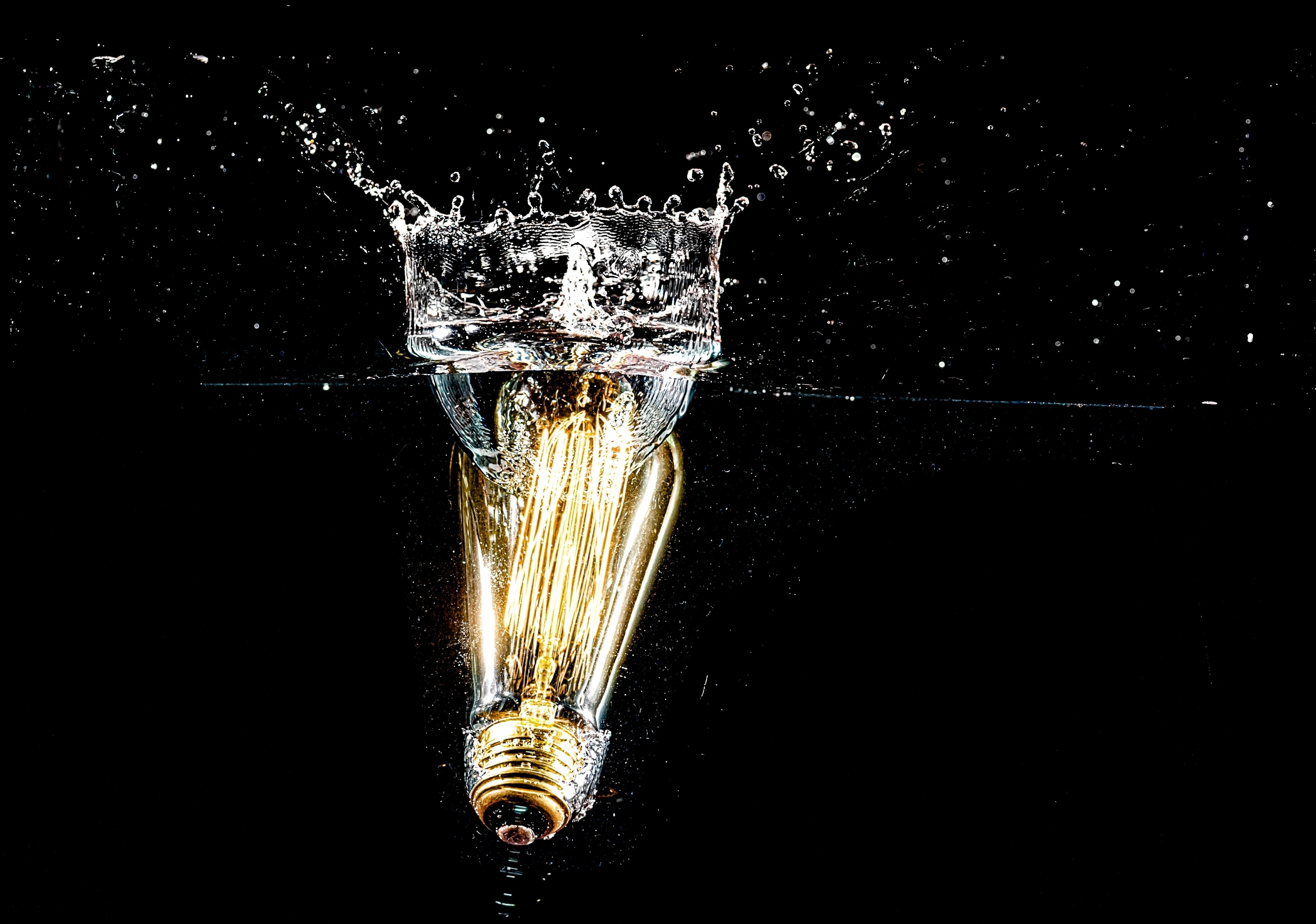 shine, water, light, miscellanea, miscellaneous, spray, splash, light bulb