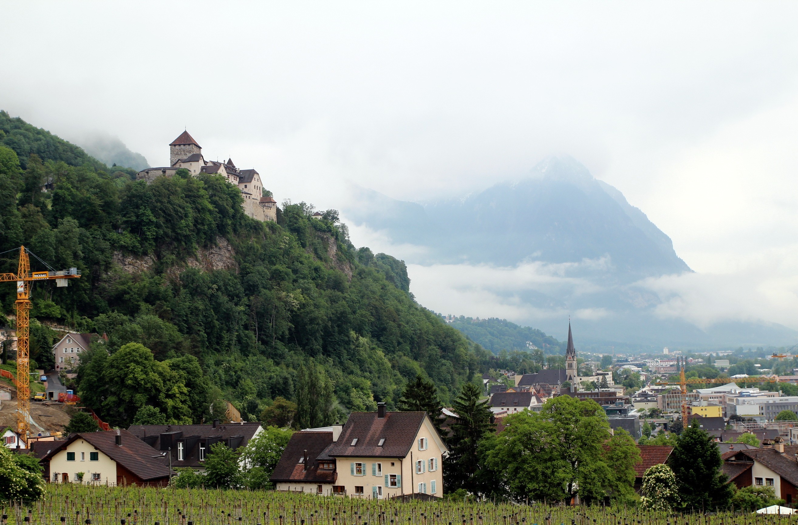 Die besten Liechtenstein-Hintergründe für den Telefonbildschirm