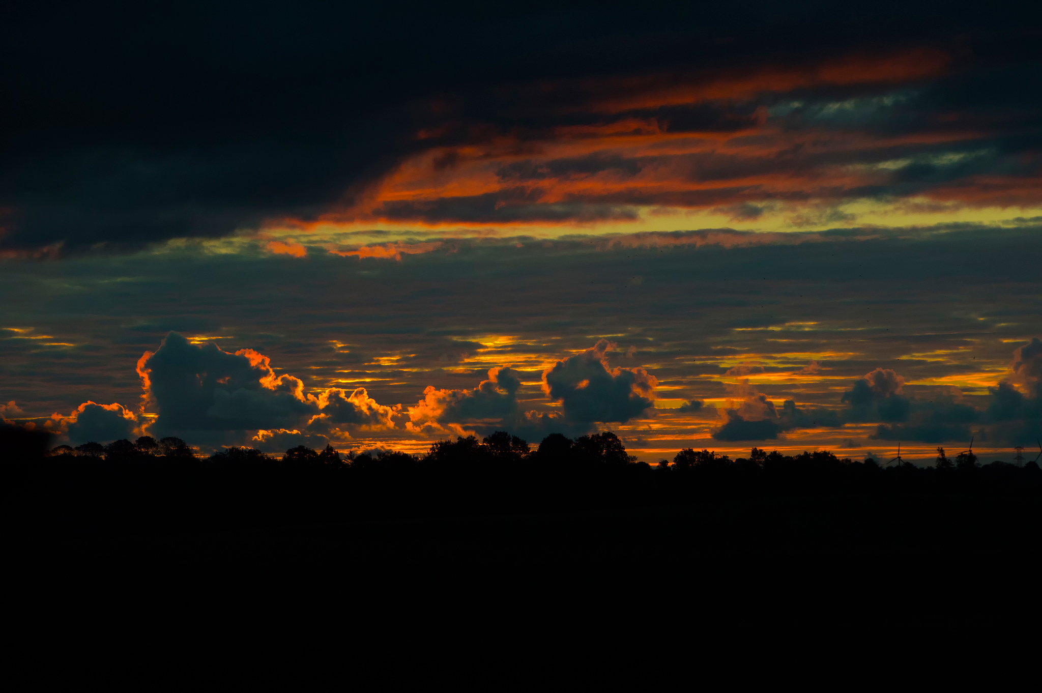 Handy-Wallpaper Natur, Sonnenaufgang, Dämmerung, Wolke, Erde/natur kostenlos herunterladen.