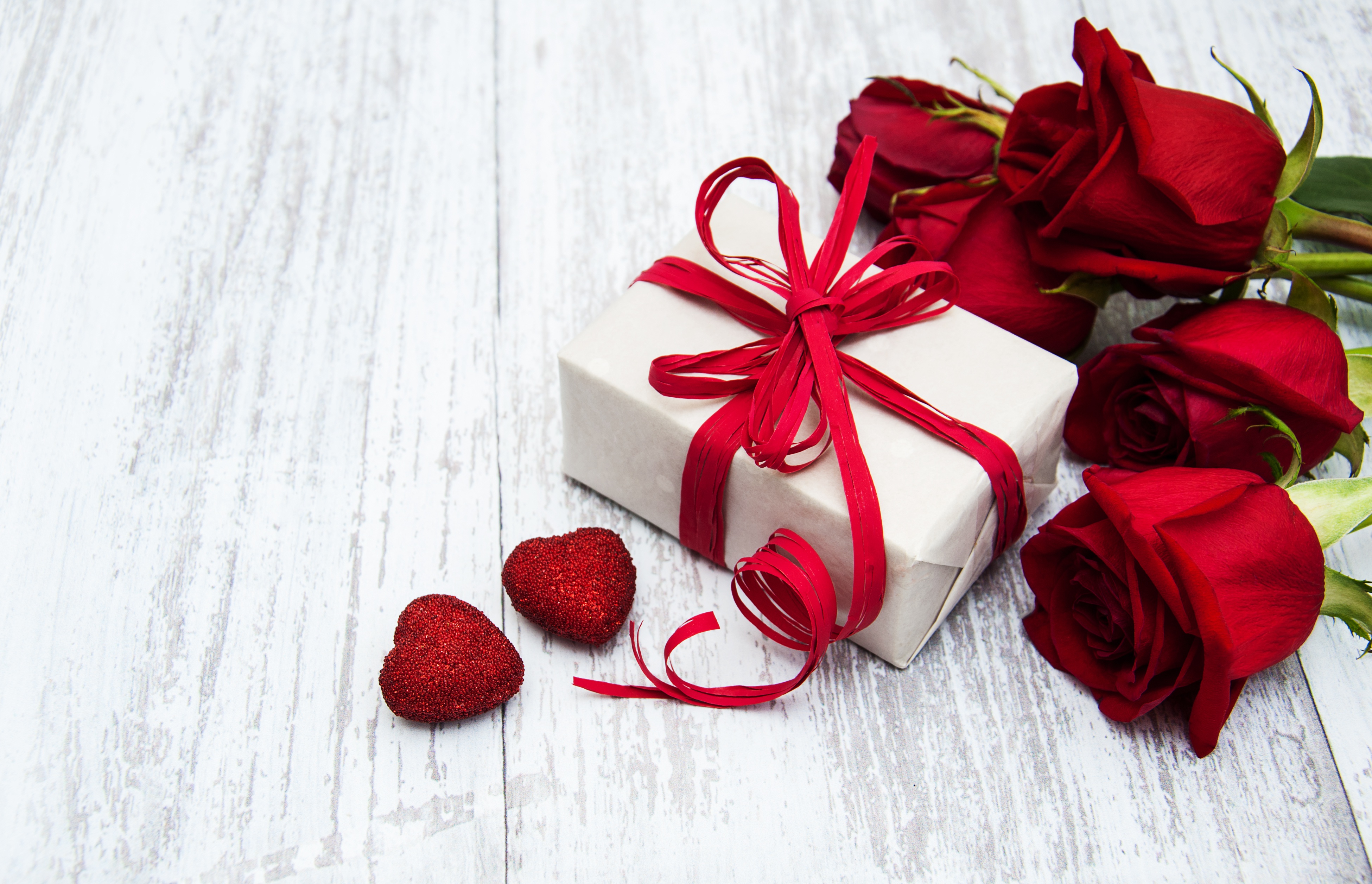 PCデスクトップにその他, 薔薇, 贈り物, 赤いバラ, 愛する画像を無料でダウンロード