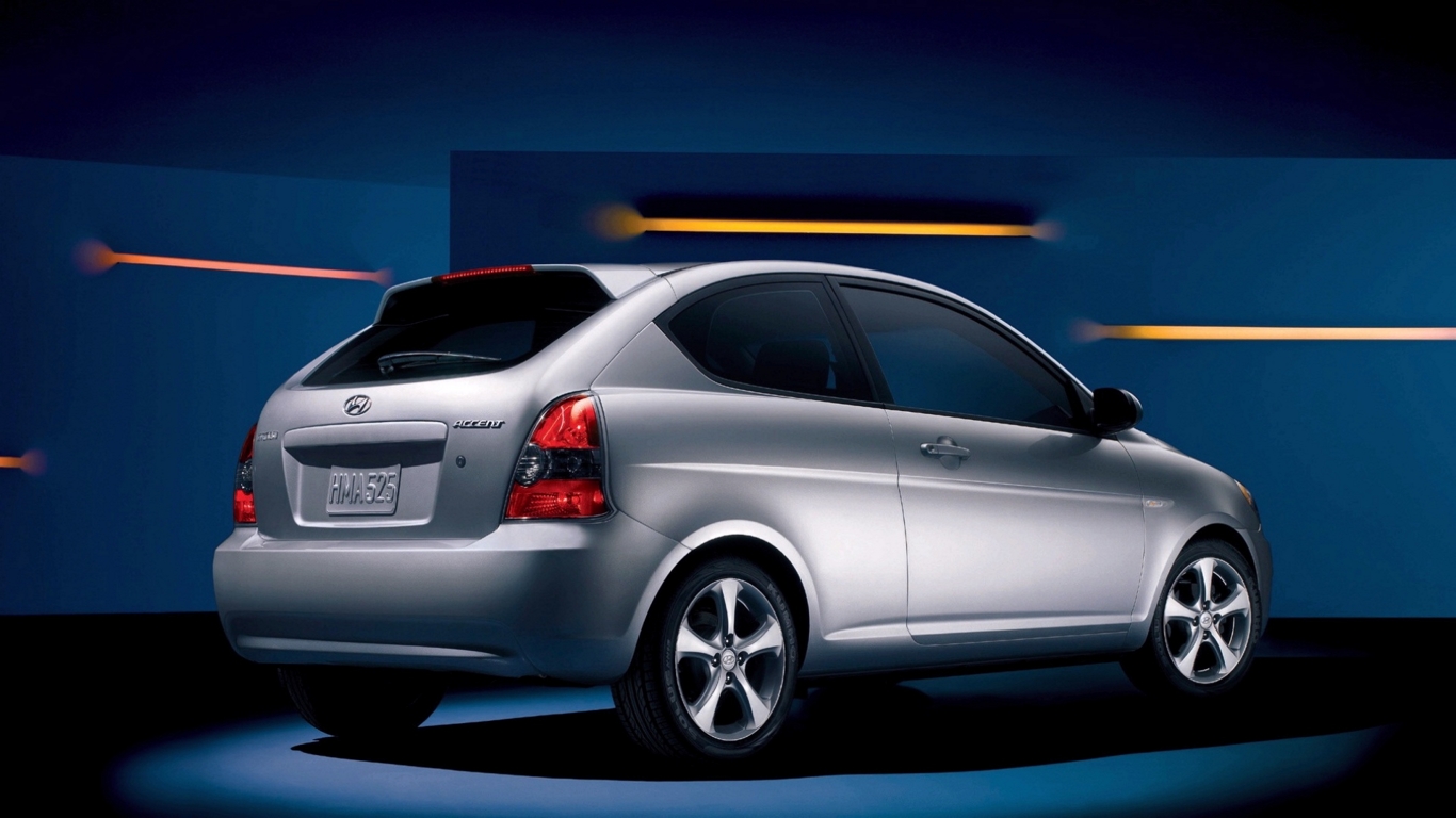Los mejores fondos de pantalla de 2010 Hyundai Acento para la pantalla del teléfono