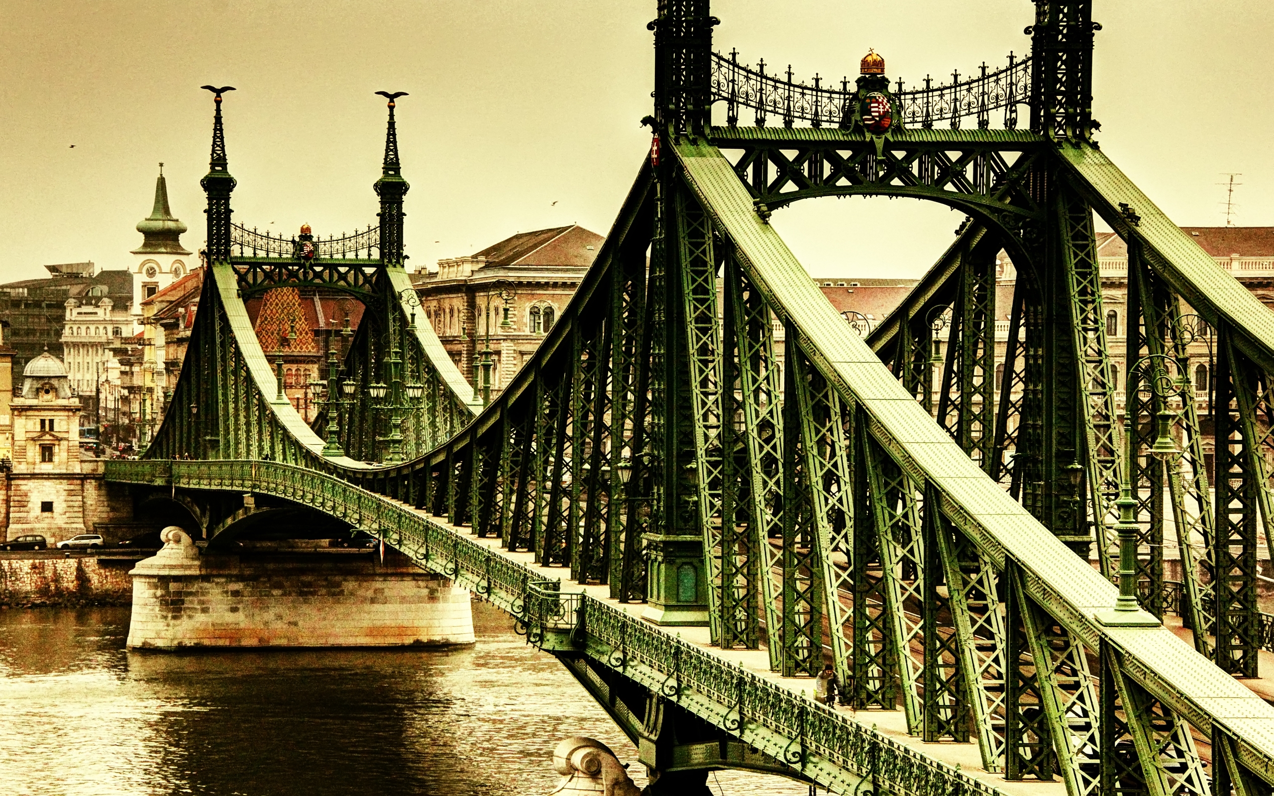 Laden Sie das Ungarn, Menschengemacht, Freiheitsbrücke Budapest-Bild kostenlos auf Ihren PC-Desktop herunter