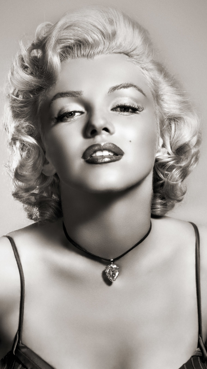 Download mobile wallpaper Marilyn Monroe, Cute, Celebrity, Actress for free.