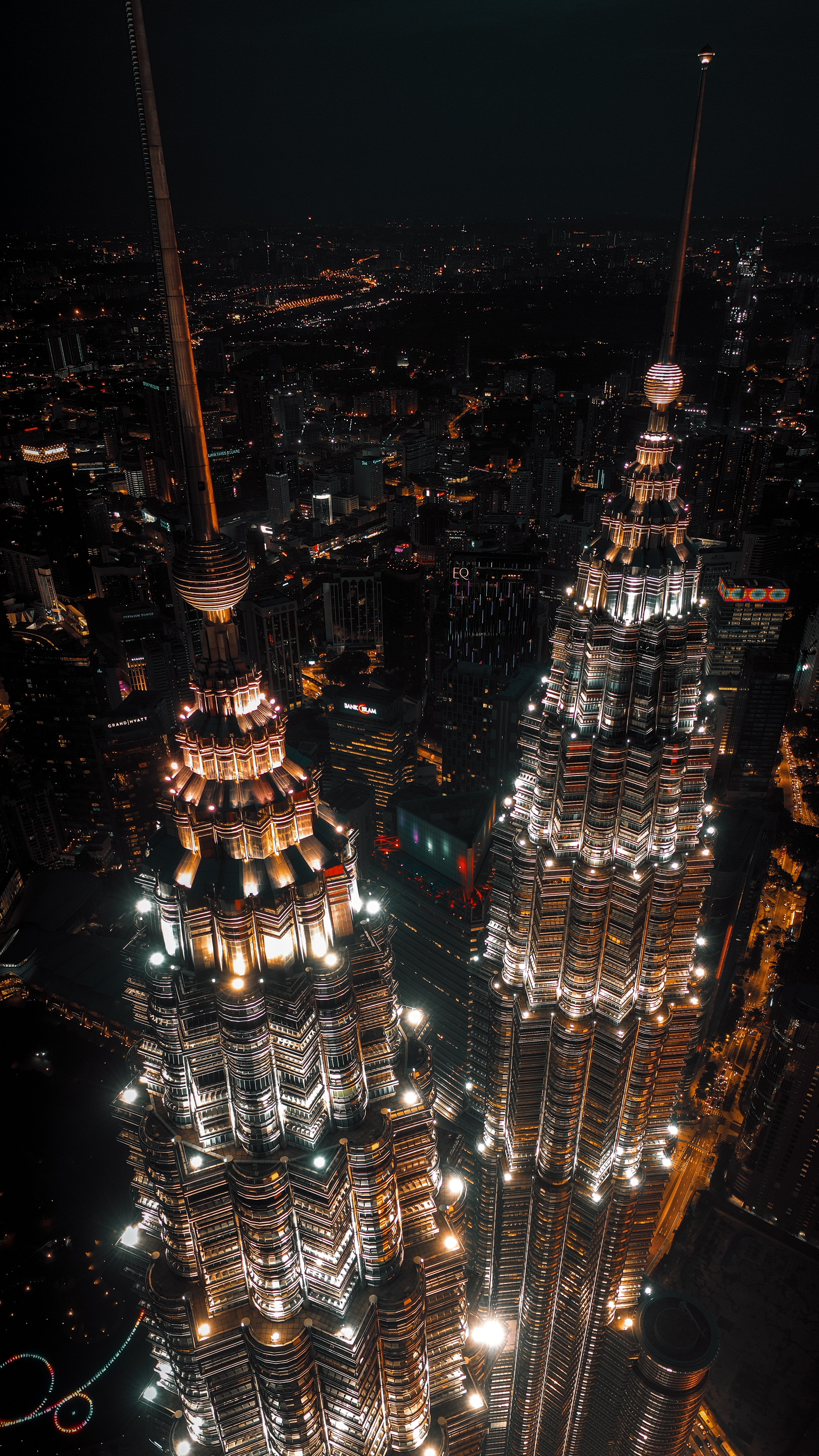 Free download wallpaper Building, View From Above, Night City, Skyscrapers, Megapolis, Megalopolis, Cities on your PC desktop