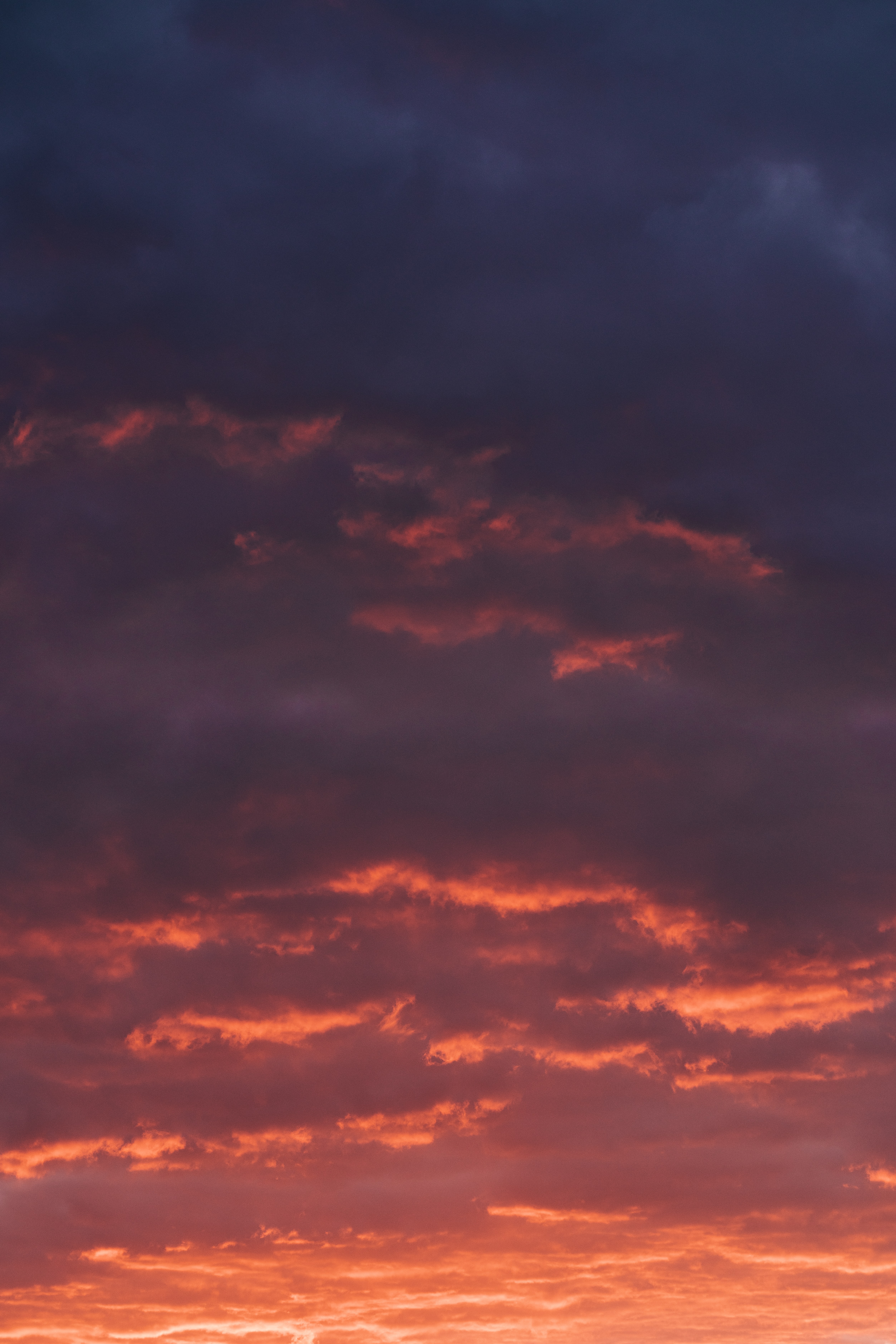 Handy-Wallpaper Natur, Clouds, Sunset, Sky, Gradient, Farbverlauf kostenlos herunterladen.