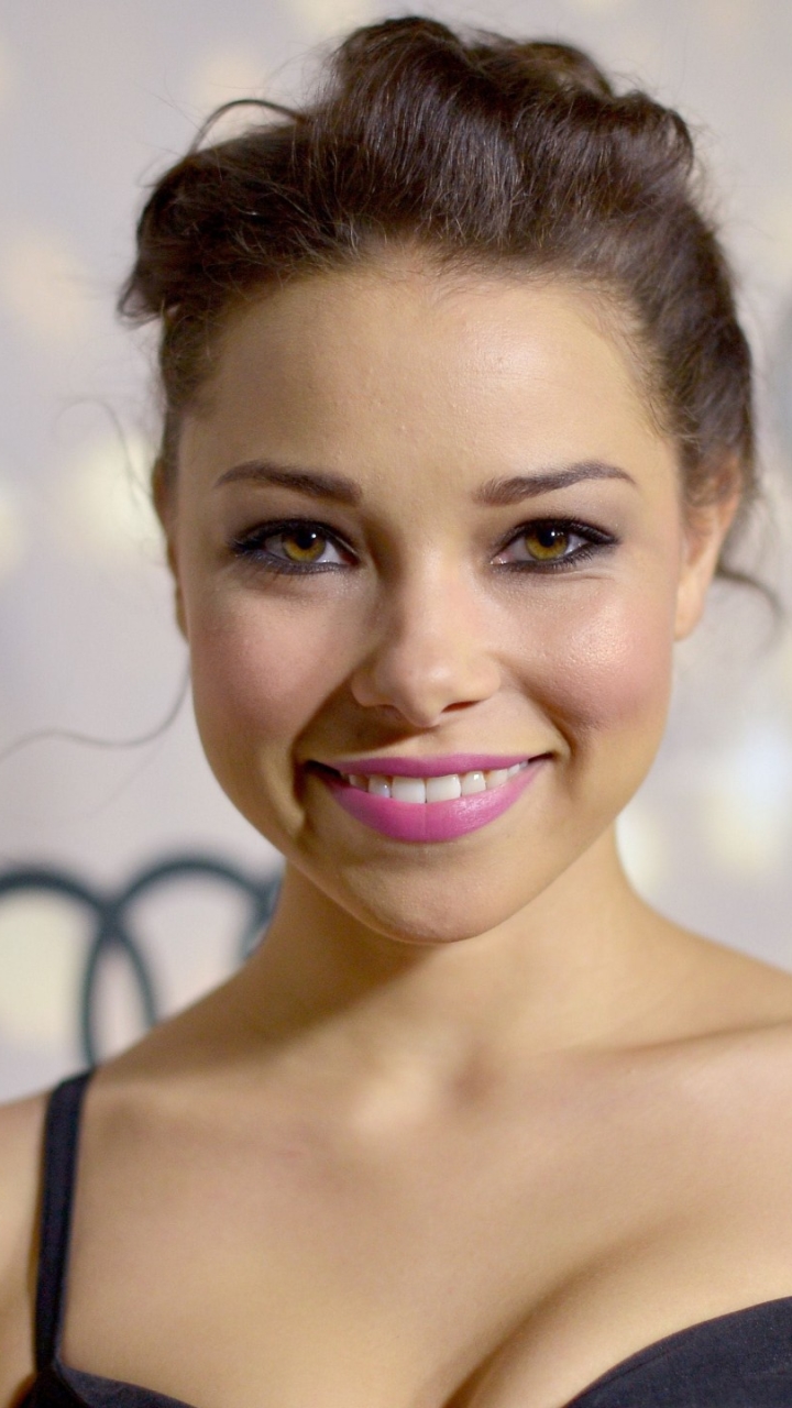 Download mobile wallpaper Women, Jessica Parker Kennedy for free.
