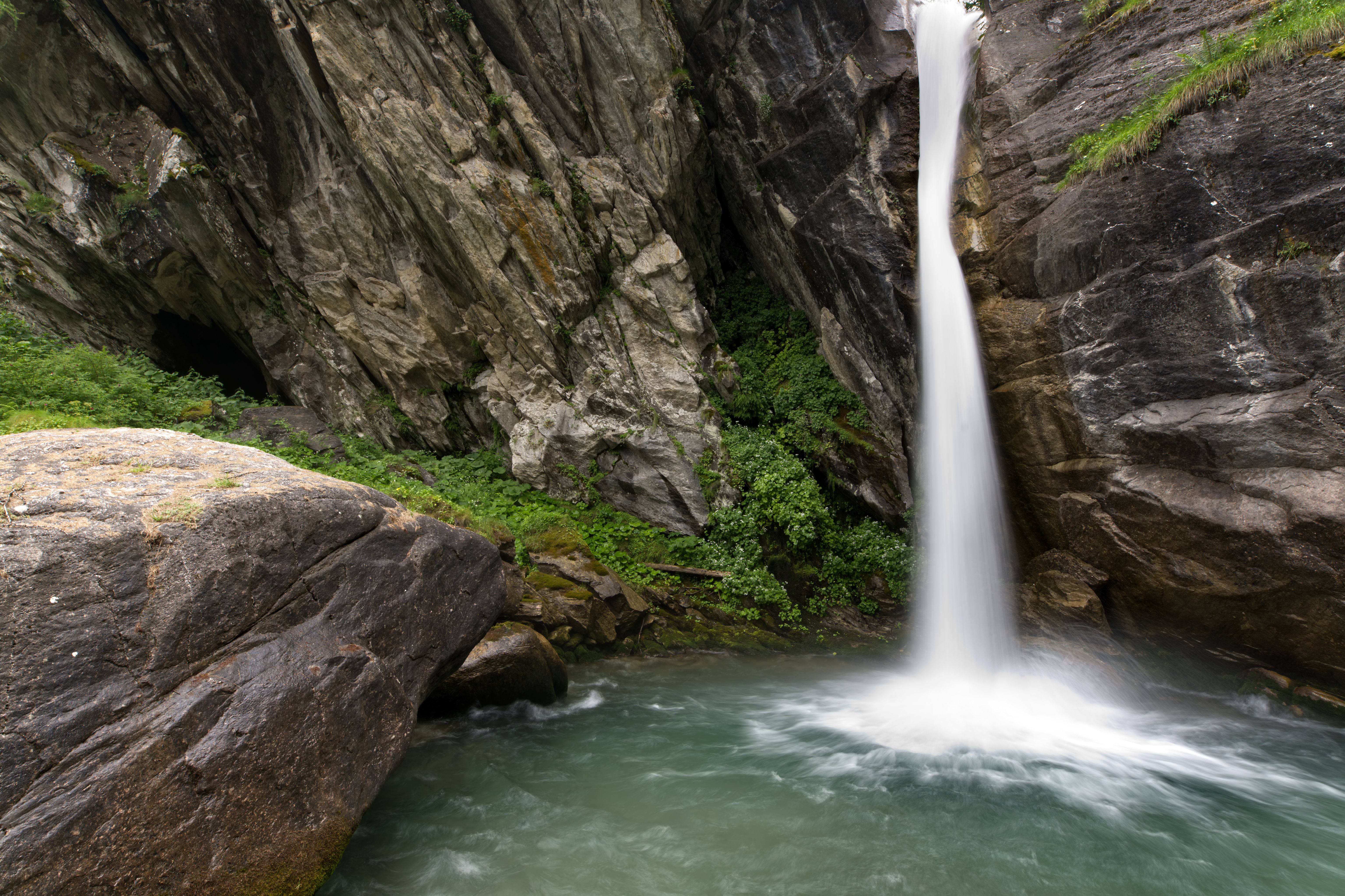 Free download wallpaper Water, Rocks, Waterfall, Nature on your PC desktop