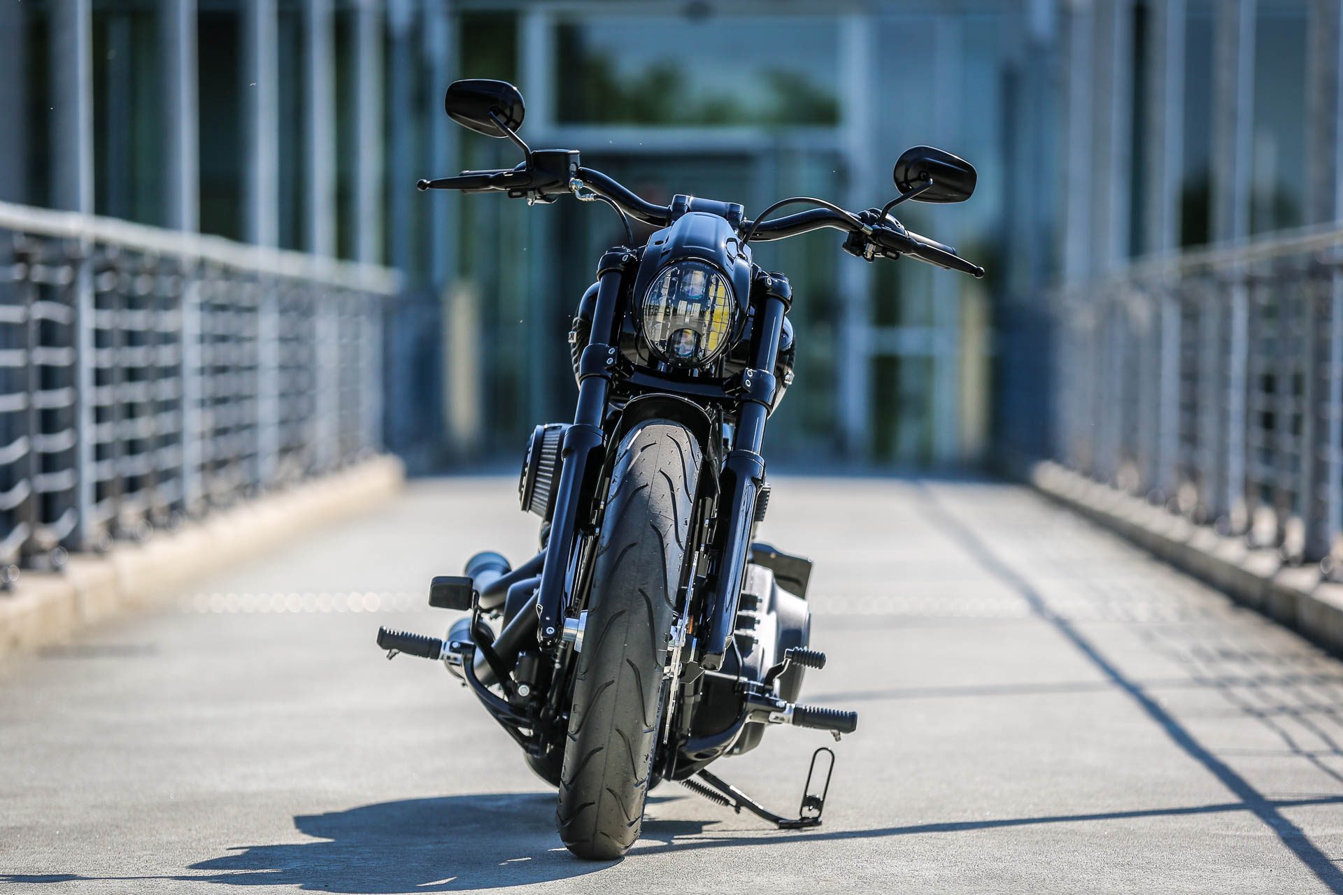 Baixar papel de parede para celular de Motocicletas, Harley Davidson, Veículos, Motocicleta Personalizada, Alfândega De Thunderbike gratuito.