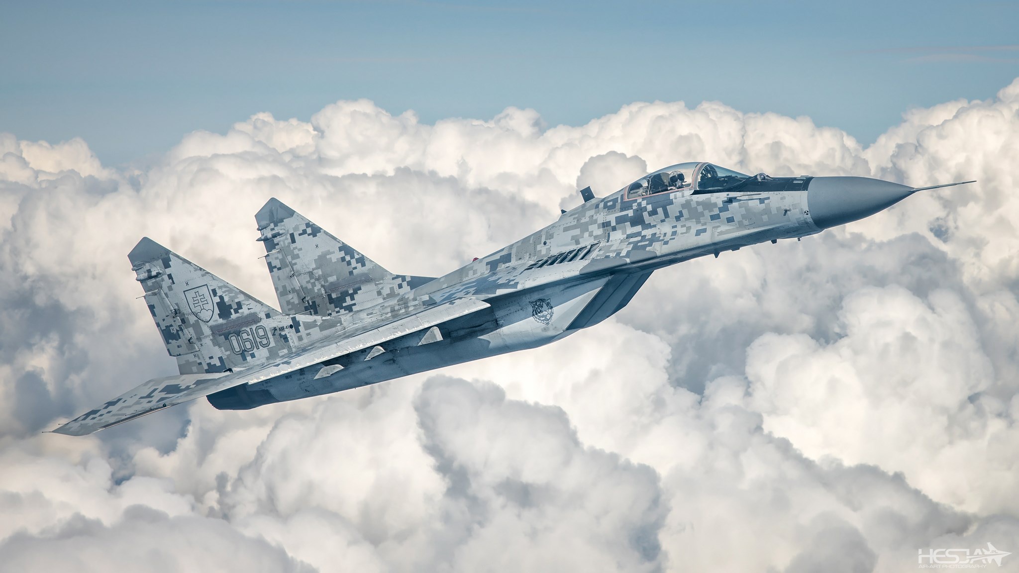 Free download wallpaper Cloud, Aircraft, Military, Jet Fighter, Warplane, Mikoyan Mig 29, Jet Fighters on your PC desktop