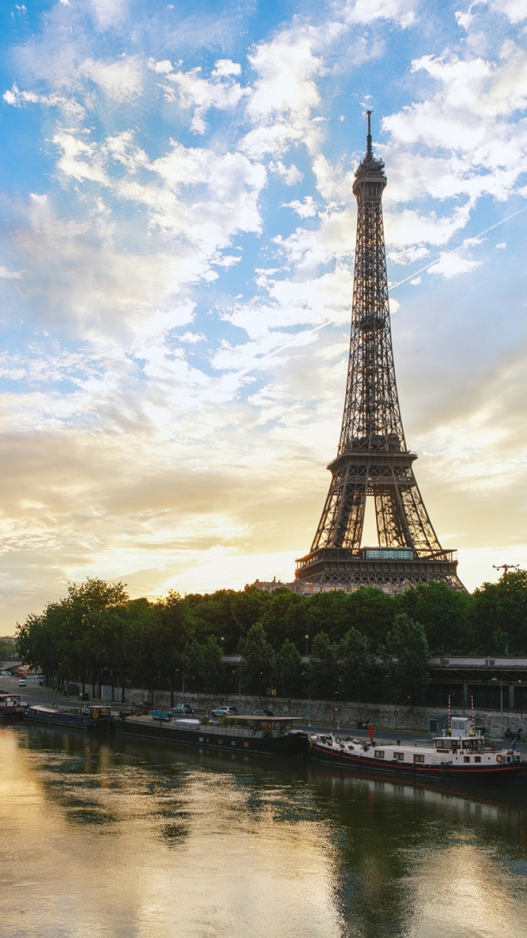 Скачать картинку Города, Париж, Эйфелева Башня, Франция, Городской Пейзаж, Сделано Человеком в телефон бесплатно.