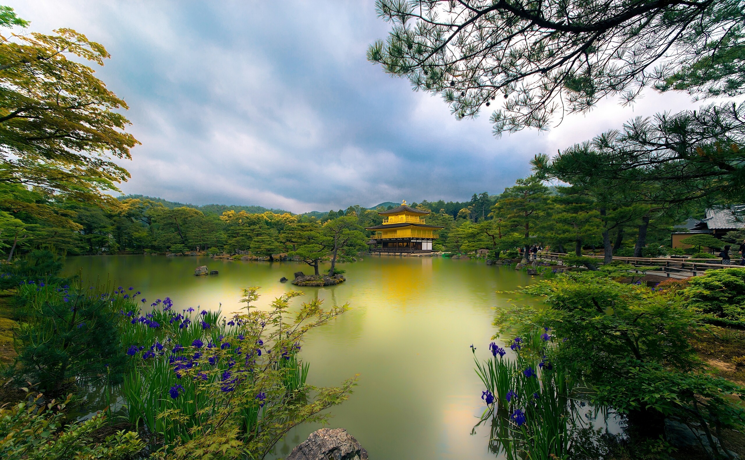 337900 descargar fondo de pantalla religioso, kinkaku ji, japón, kioto, estanque, el templo del pabellón dorado, templos: protectores de pantalla e imágenes gratis