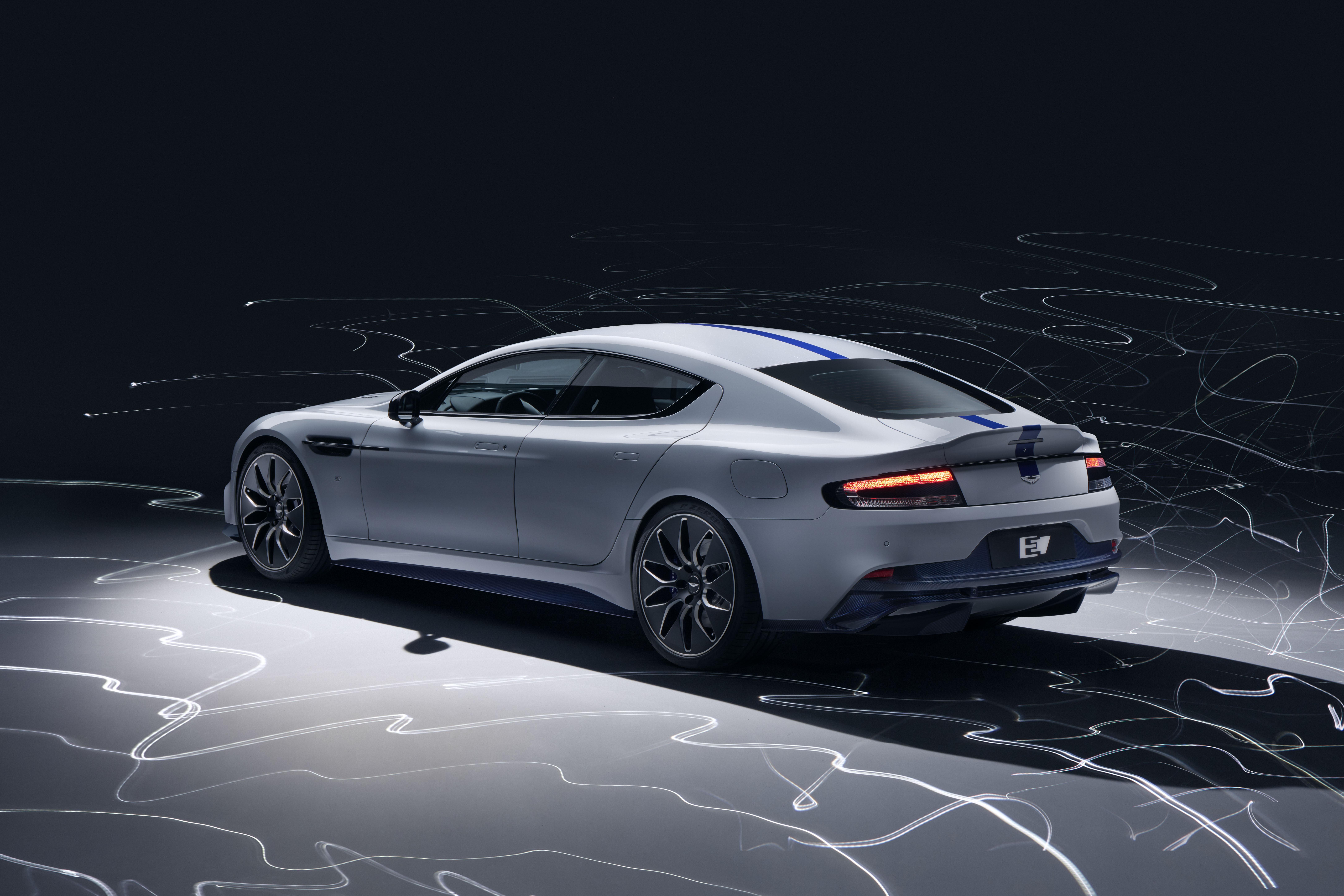 Télécharger des fonds d'écran Aston Martin Rapide E HD