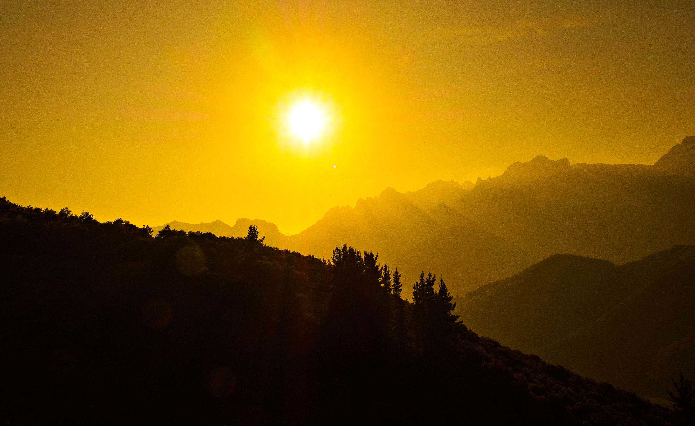 Laden Sie das Natur, Gebirge, Sonne, Sonnenstrahl, Erde/natur-Bild kostenlos auf Ihren PC-Desktop herunter