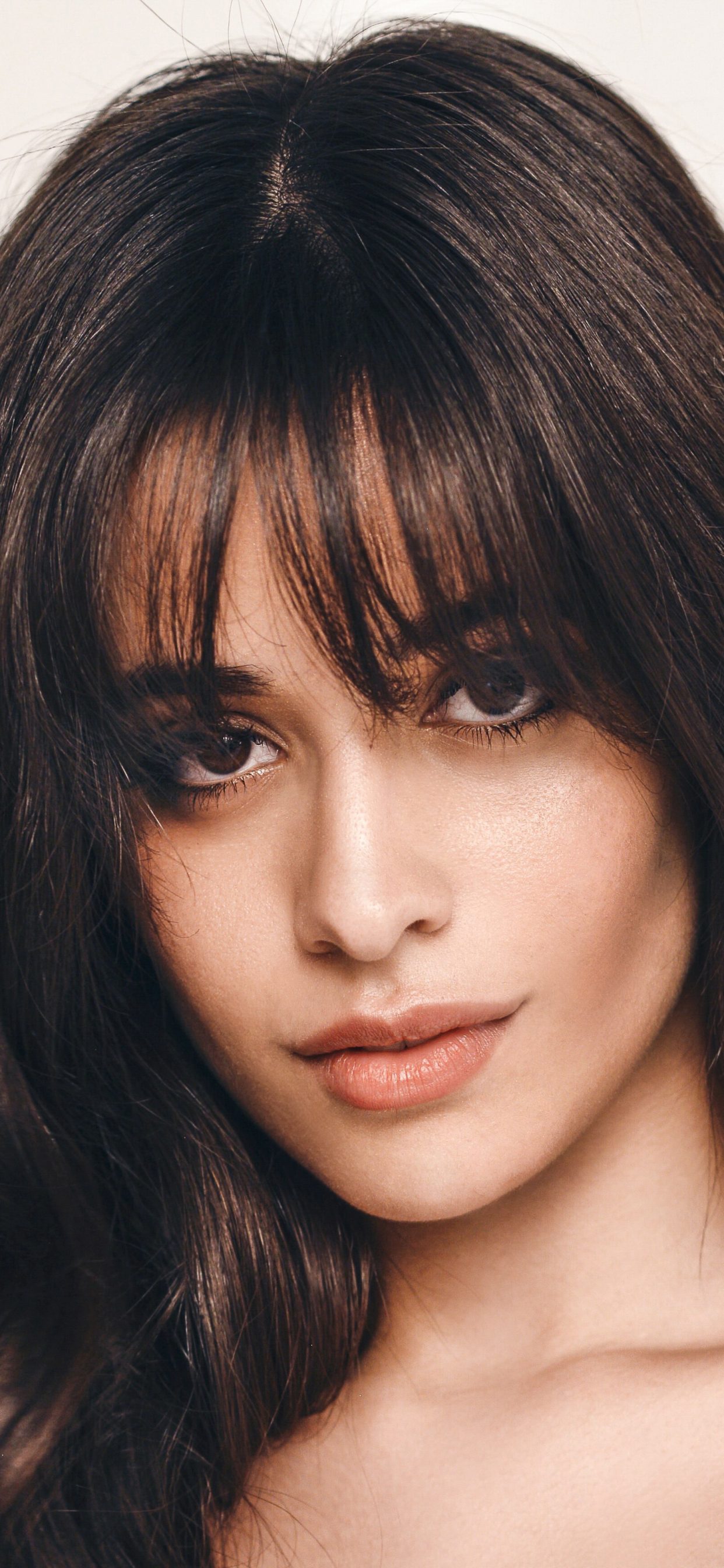 Handy-Wallpaper Musik, Sänger, Gesicht, Brünette, Braune Augen, Latina, Camila Cabello, Kubanisch kostenlos herunterladen.