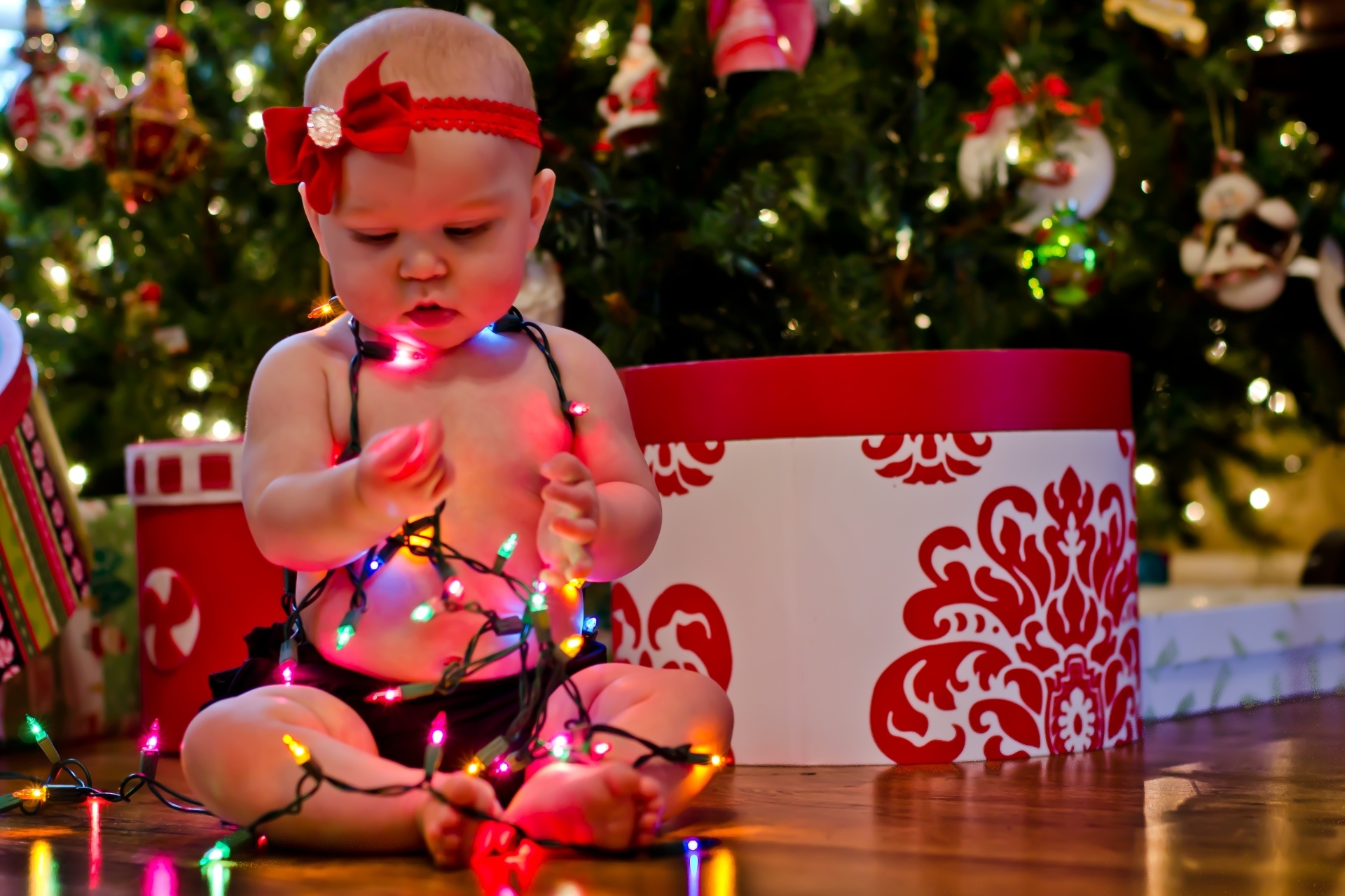 Baixar papel de parede para celular de Natal, Luzes, Decoração, Fotografia, Bebê gratuito.