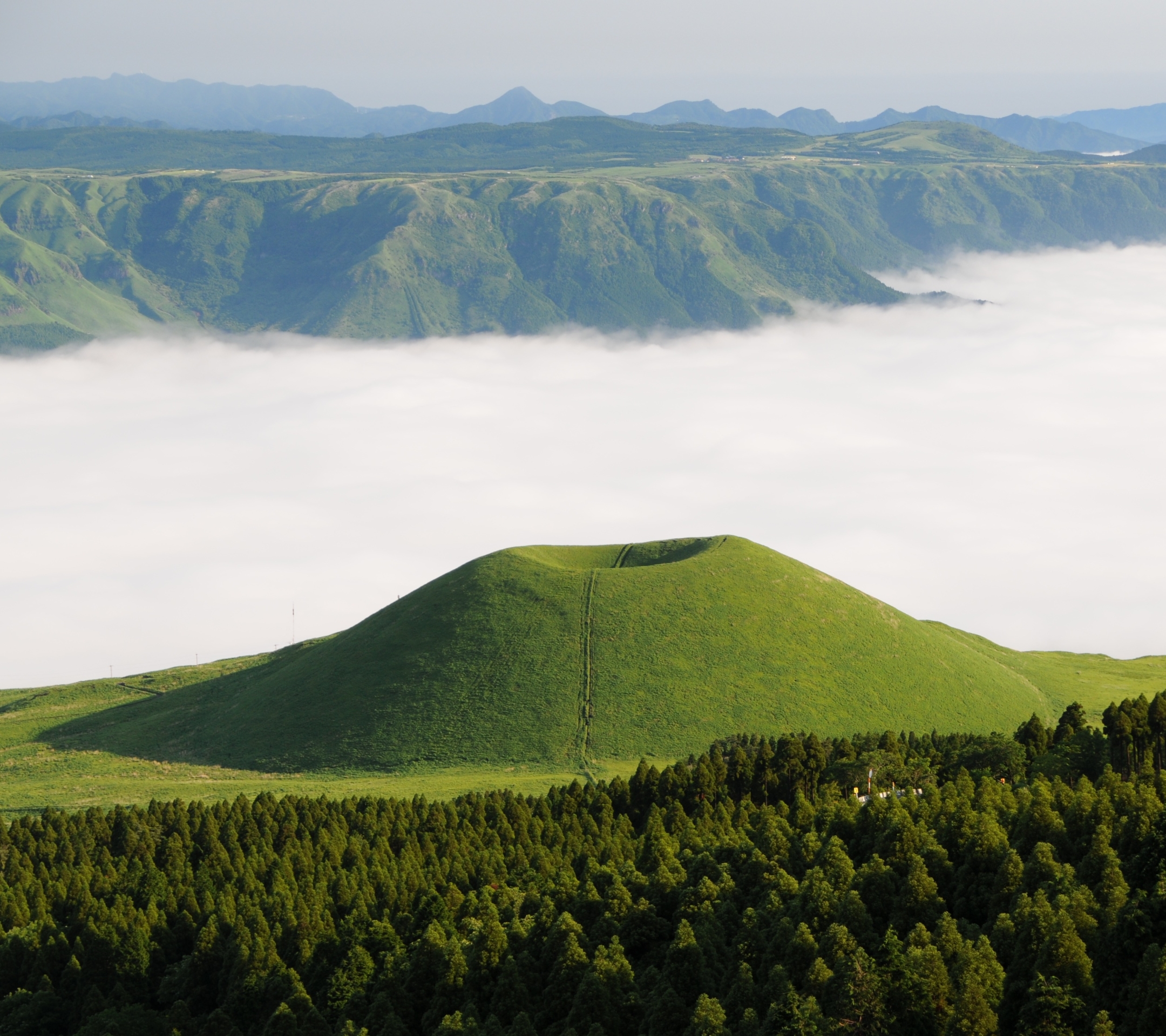 Free download wallpaper Landscape, Forest, Tree, Earth, Japan, Hill, Cloud on your PC desktop