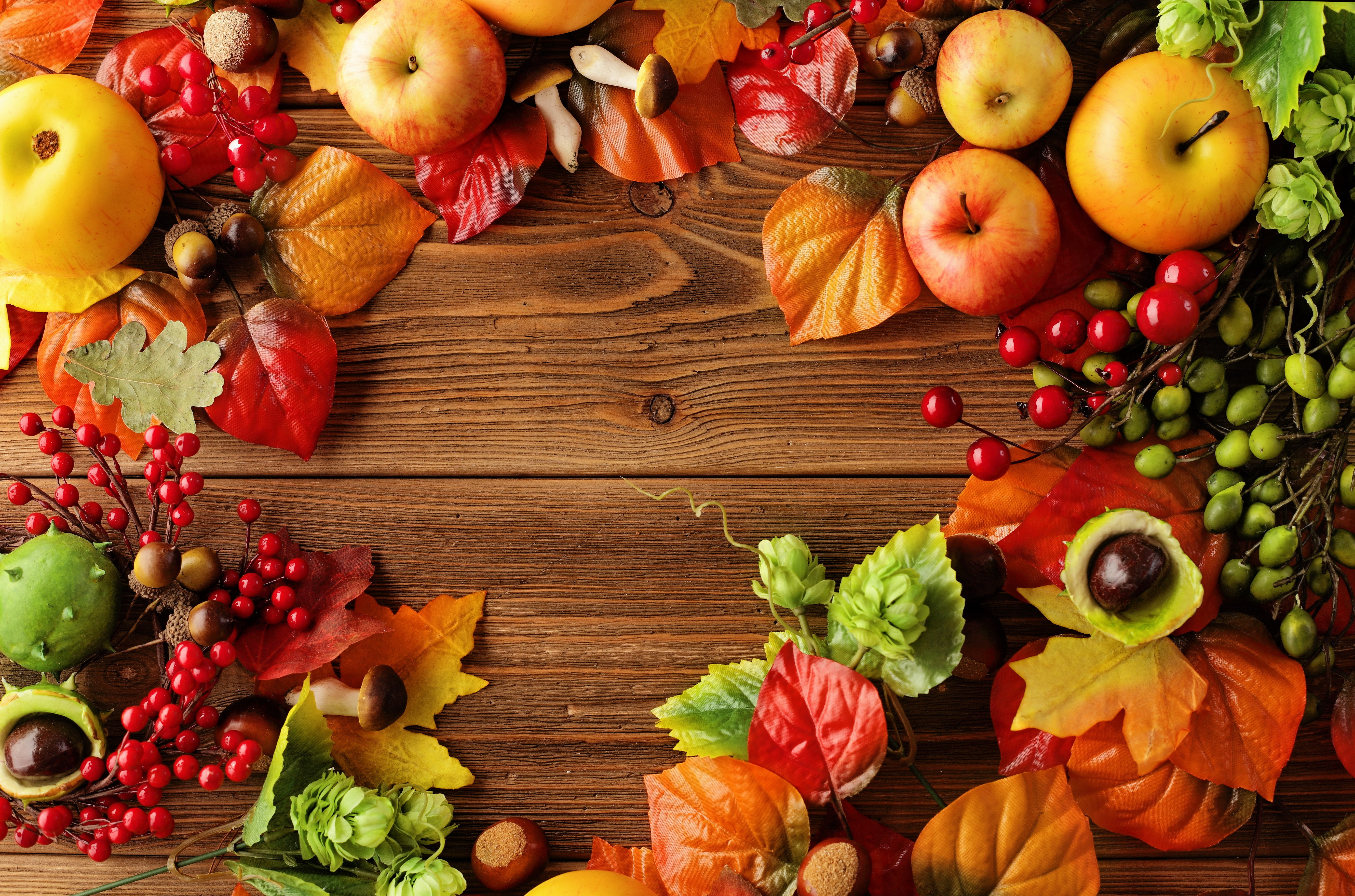 1524179 скачать картинку осень, натюрморт, урожай, еда, яблоко, ягода, фрукты, листва - обои и заставки бесплатно
