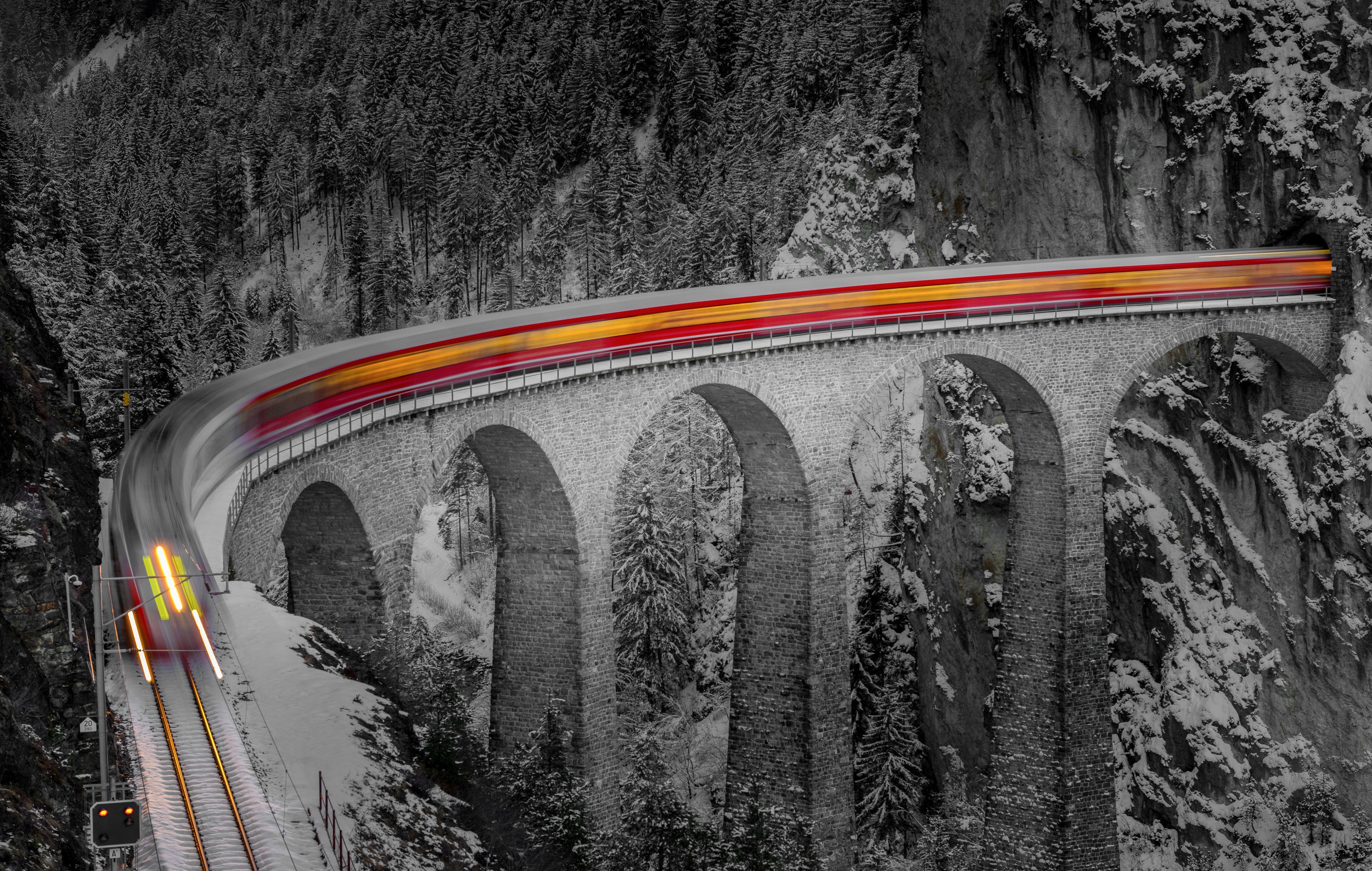 Handy-Wallpaper Winter, Brücke, Zug, Fahrzeuge, Zeitraffer kostenlos herunterladen.