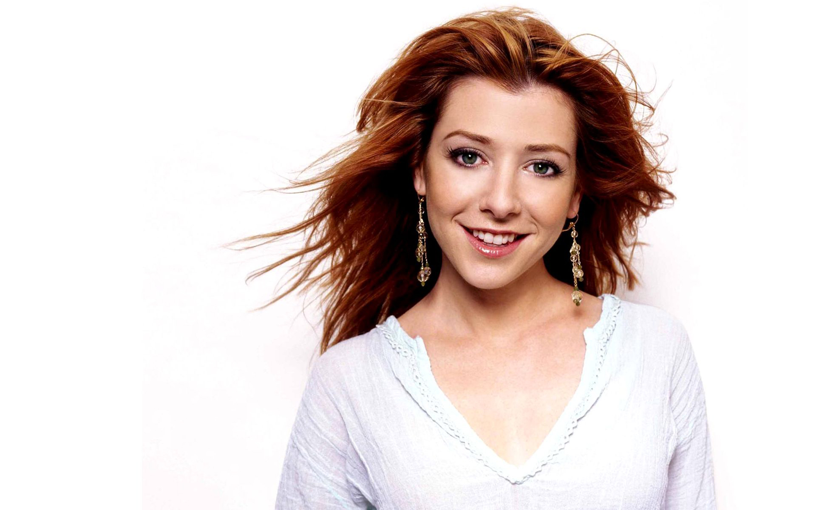 celebrity, alyson hannigan, actress, american, earrings, face, green eyes, redhead, smile