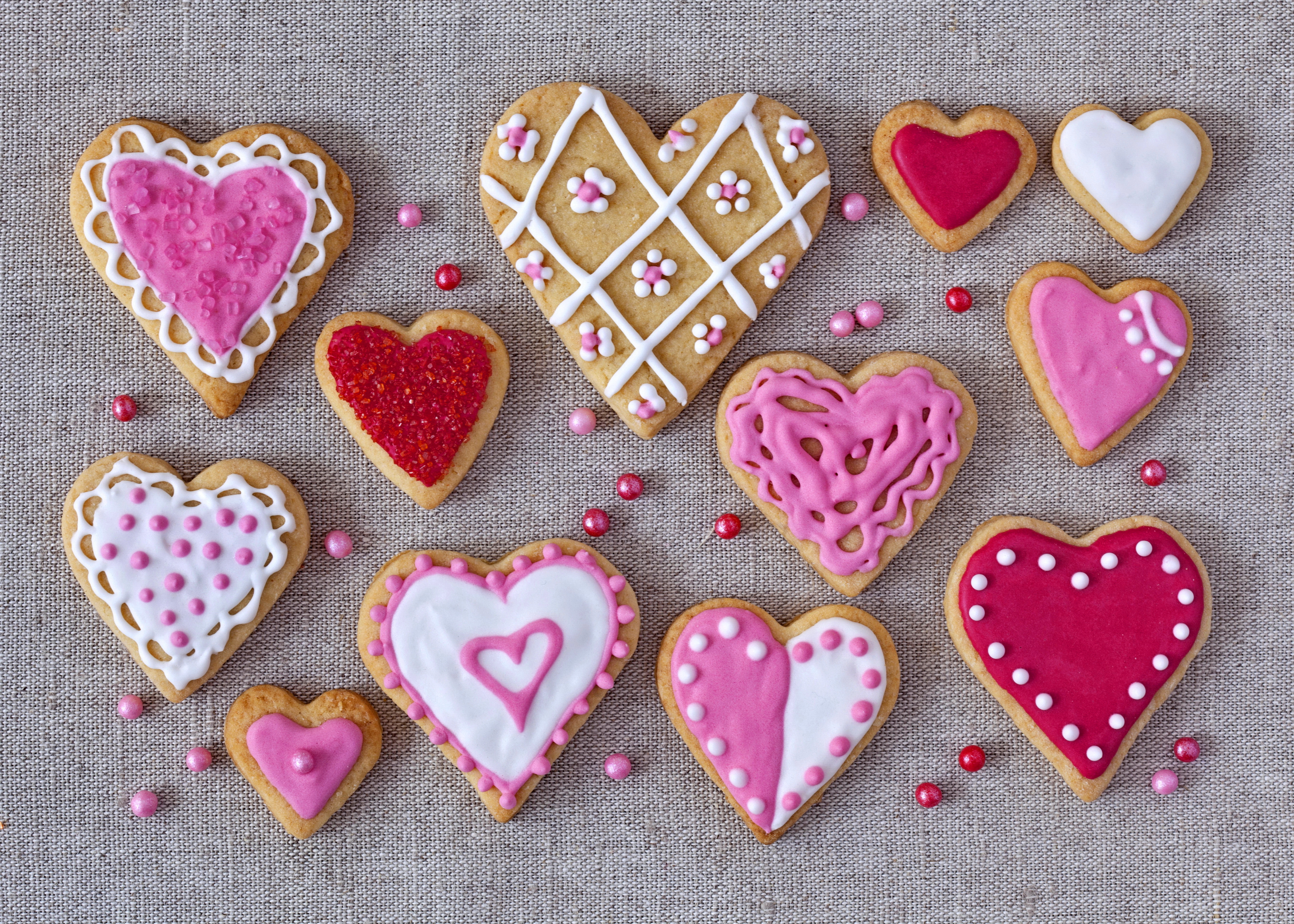 Free download wallpaper Food, Cookie, Heart Shaped on your PC desktop