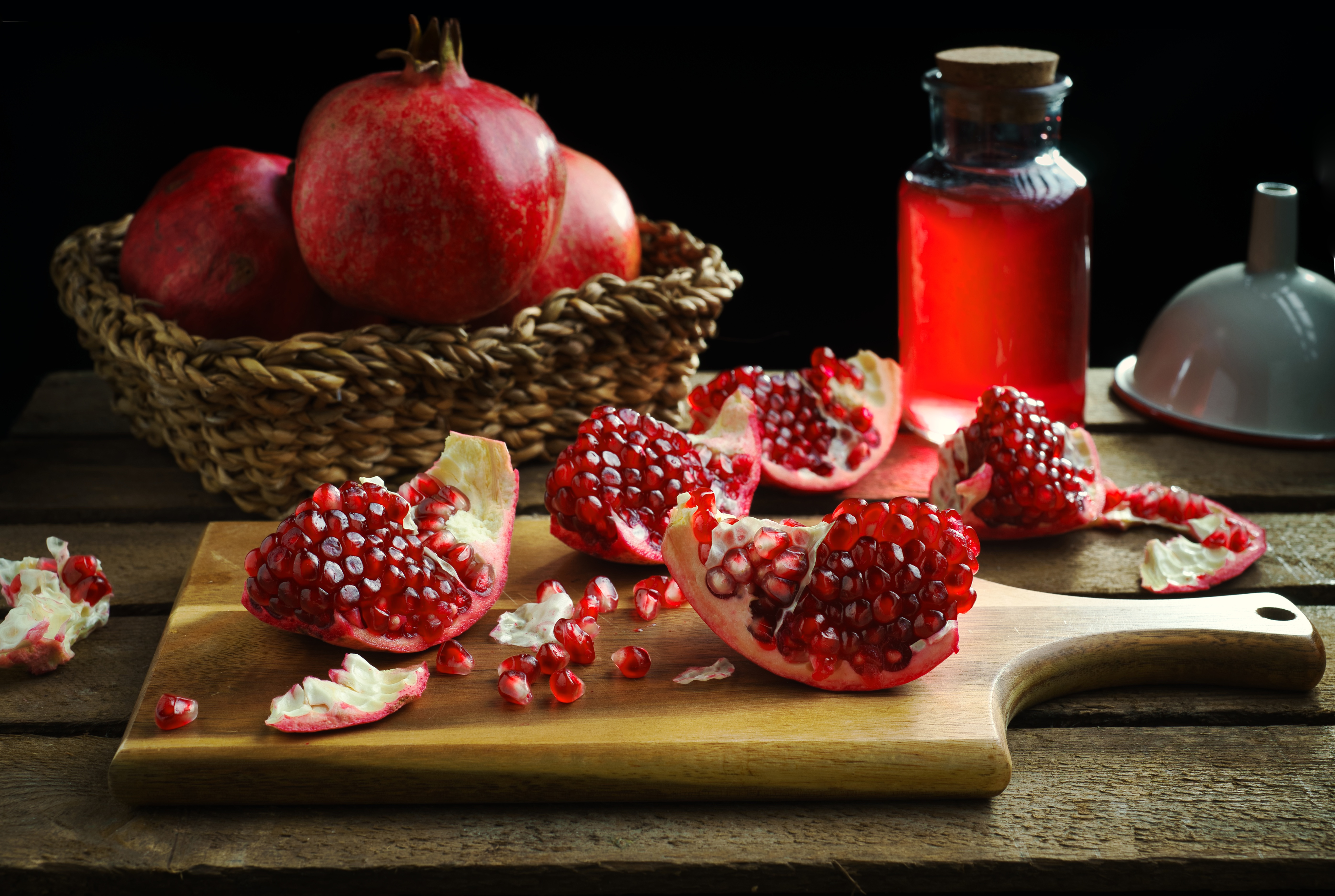 Laden Sie das Granatapfel, Frucht, Nahrungsmittel, Stillleben, Früchte-Bild kostenlos auf Ihren PC-Desktop herunter