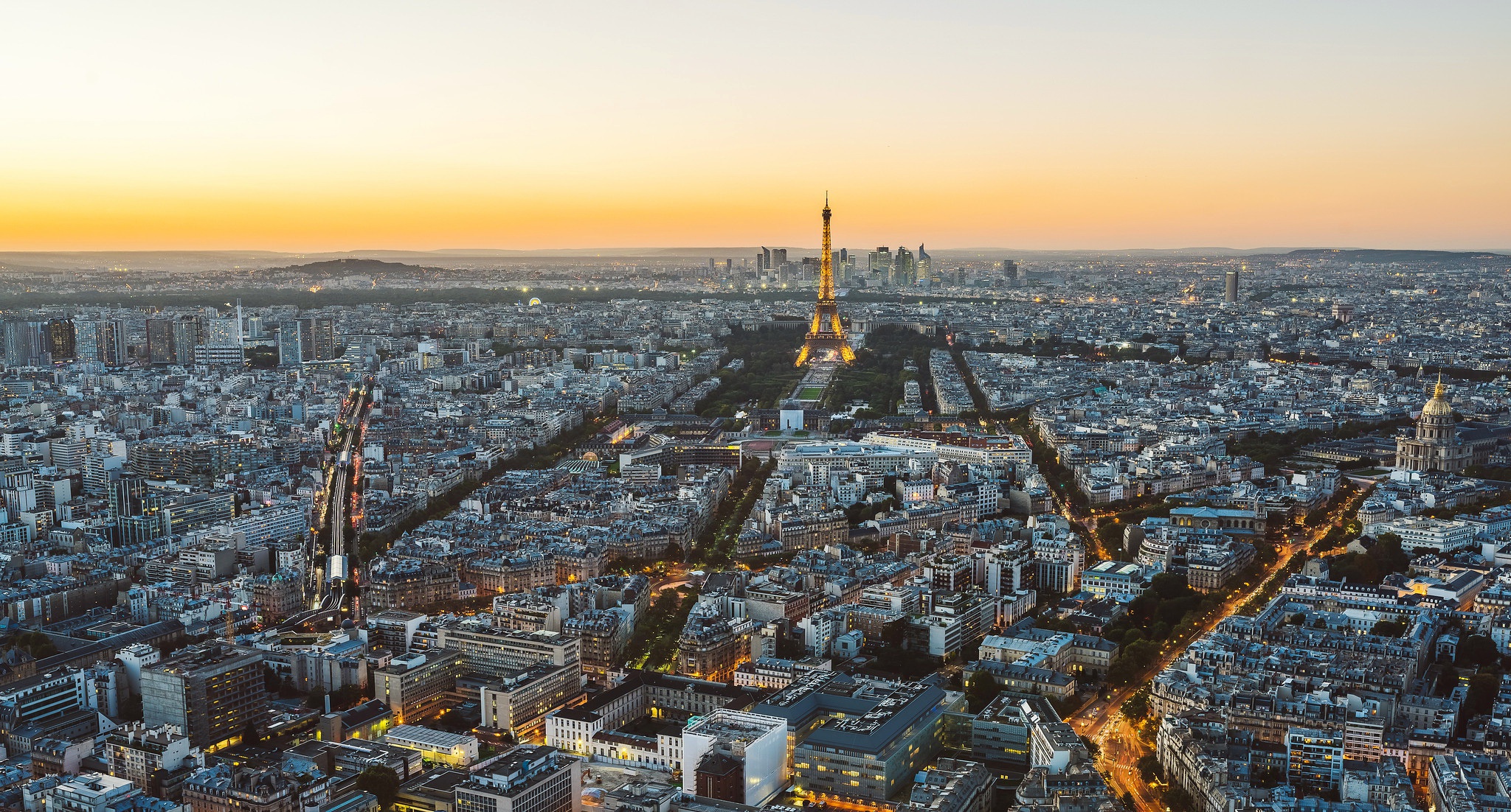 Handy-Wallpaper Paris, Eiffelturm, Gebäude, Frankreich, Stadtbild, Monumente, Menschengemacht, Großstadt kostenlos herunterladen.