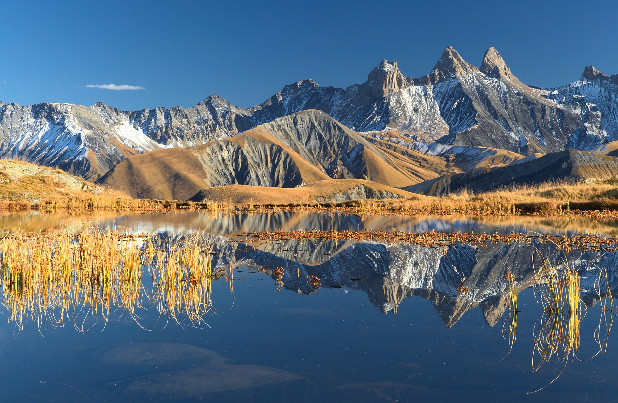 Descarga gratis la imagen Paisaje, Naturaleza, Montañas, Montaña, Lago, Alpes, Tierra/naturaleza, Reflejo, Los Alpes en el escritorio de tu PC
