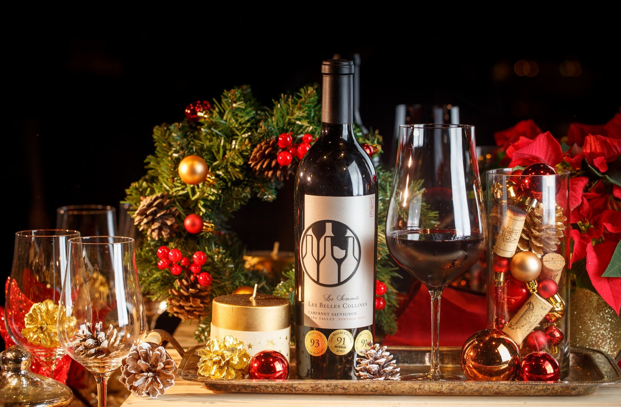 Download mobile wallpaper Christmas, Holiday, Wine for free.