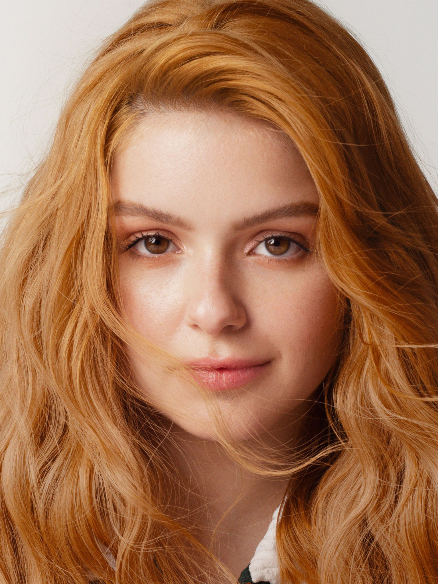 ariel winter, celebrity, face, brown eyes, actress, redhead