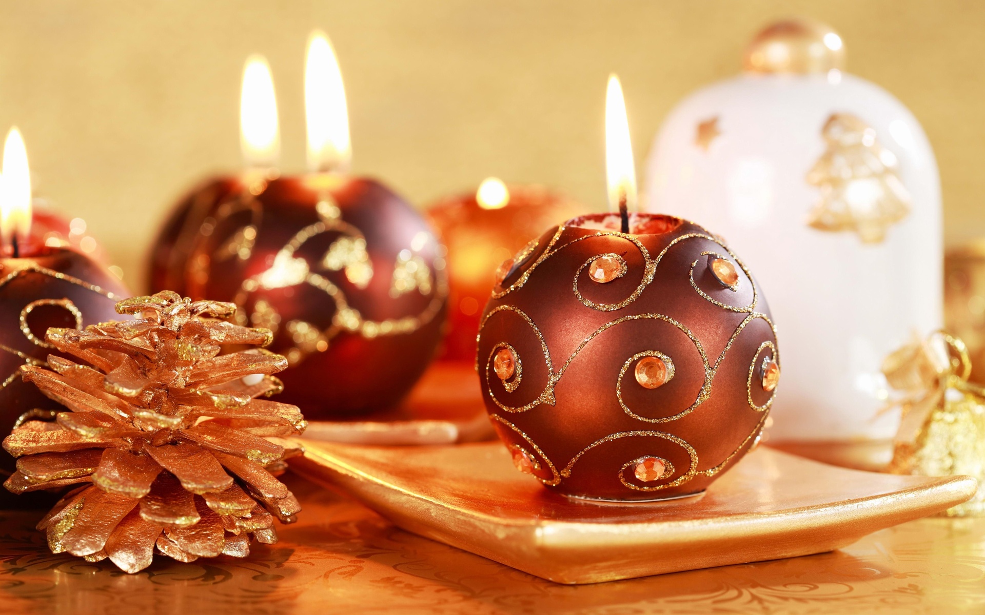 Download mobile wallpaper Christmas, Holiday, Candle, Christmas Ornaments for free.