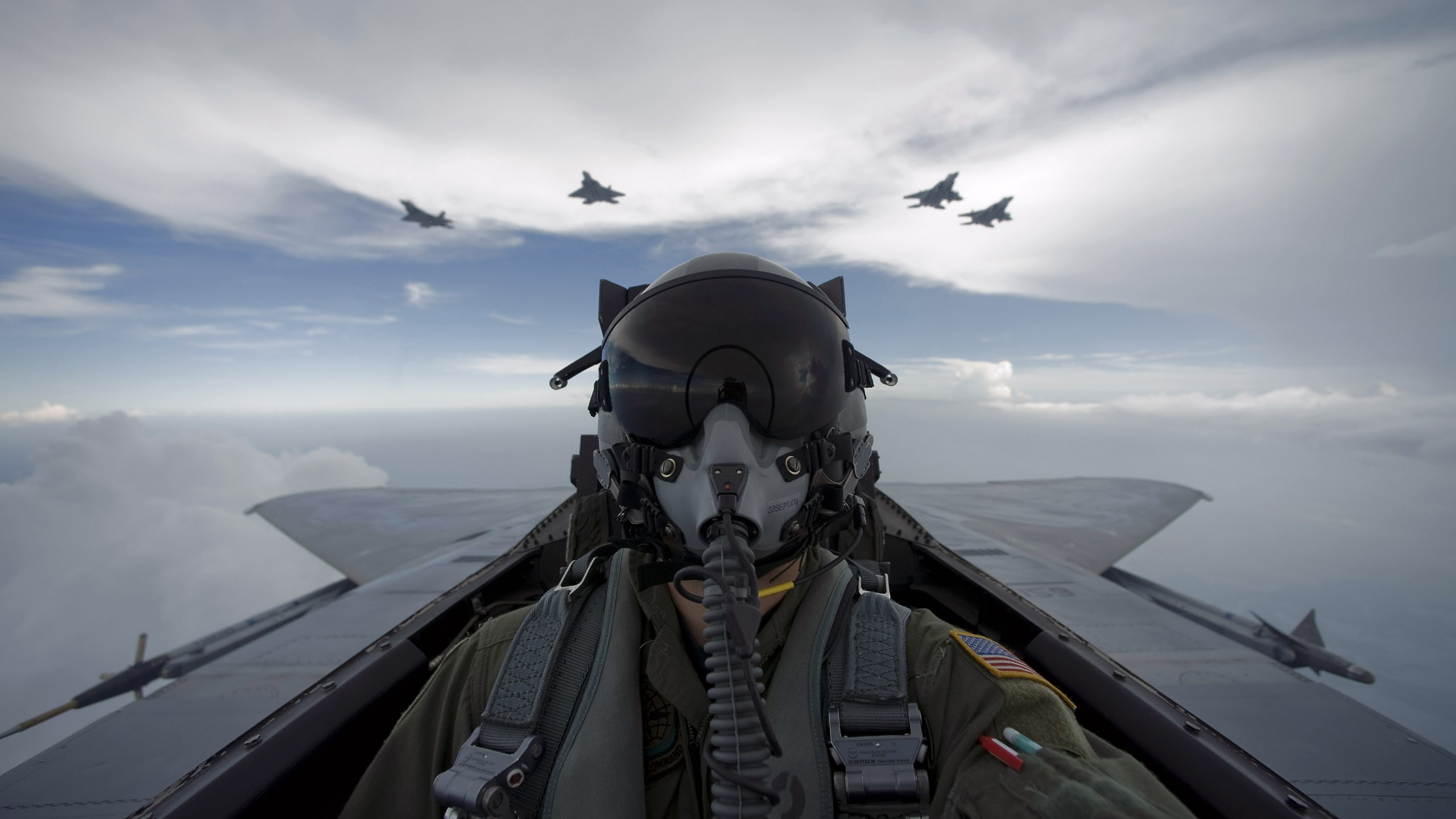 802677 Bild herunterladen militär, pilot, flugzeuge - Hintergrundbilder und Bildschirmschoner kostenlos
