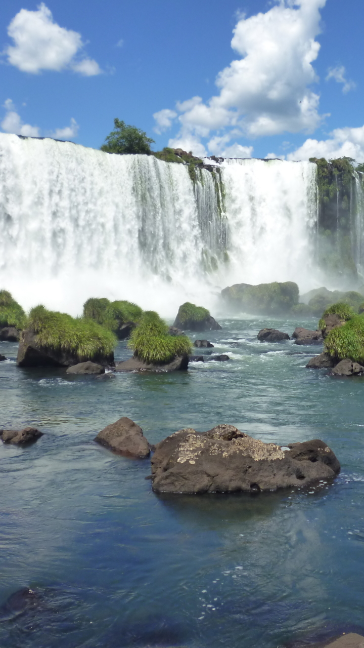 Download mobile wallpaper Waterfalls, Earth, Iguazu Falls for free.
